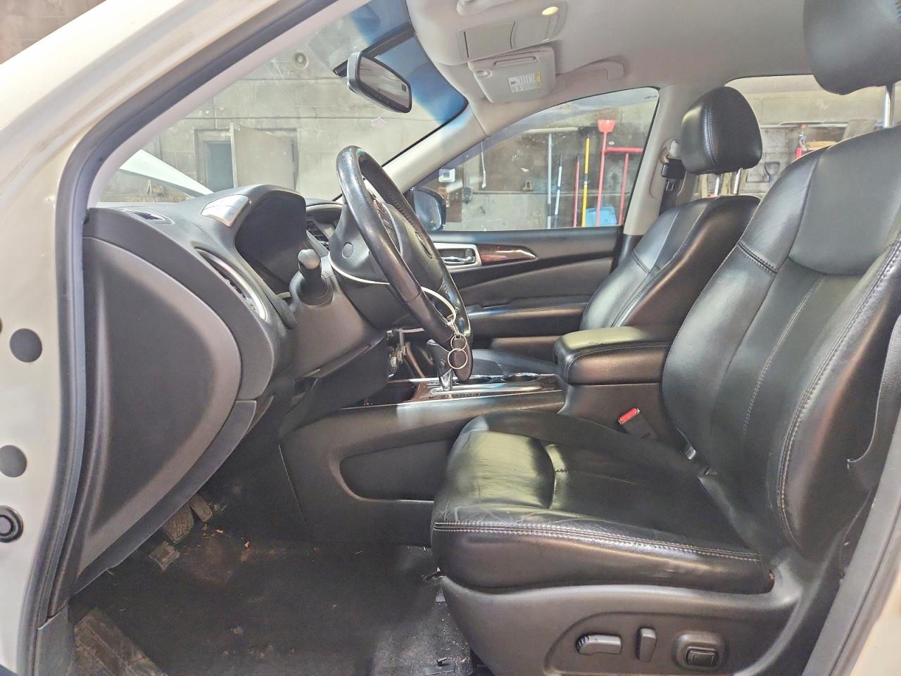 2014 Nissan Pathfinder S Белый vin: 5N1AR2MNXEC601347