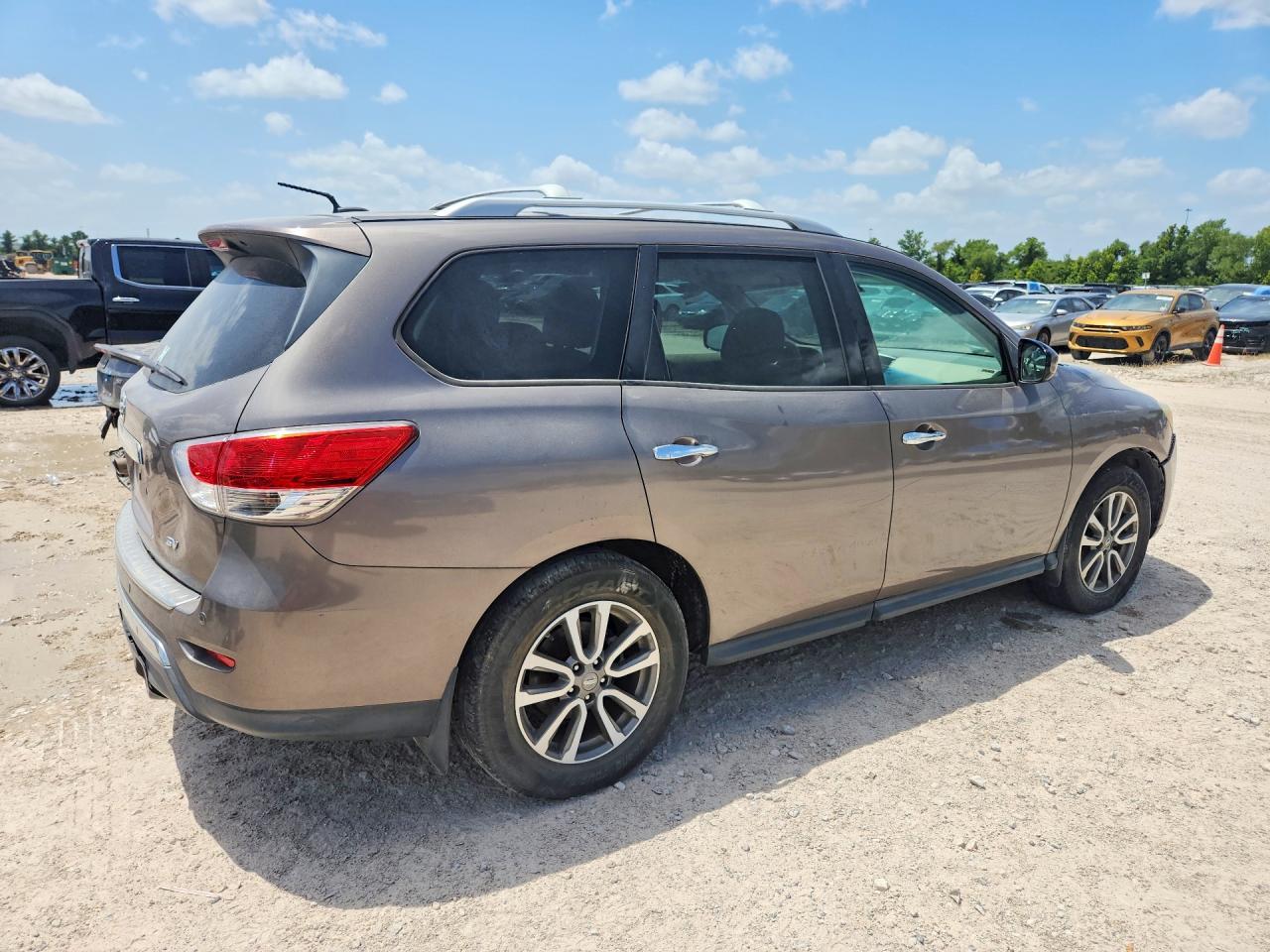 2014 Nissan Pathfinder S Tan vin: 5N1AR2MNXEC617936