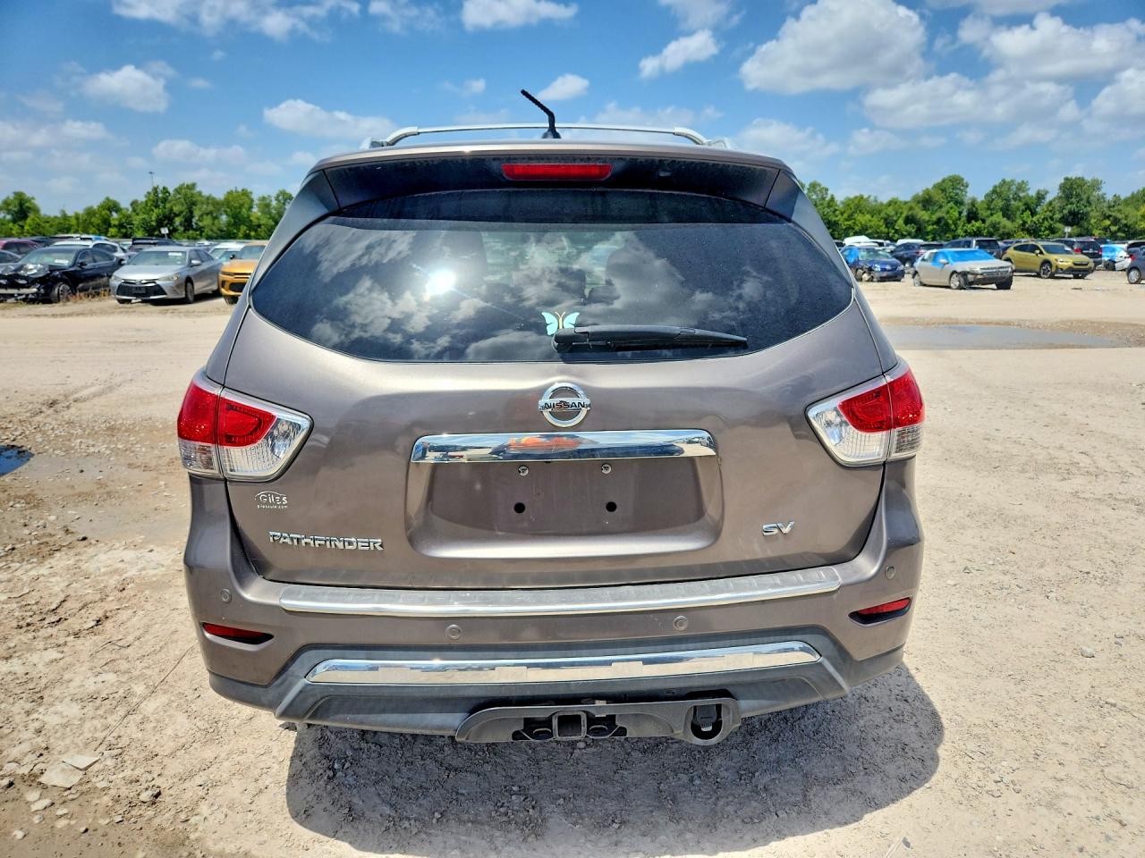 2014 Nissan Pathfinder S Tan vin: 5N1AR2MNXEC617936