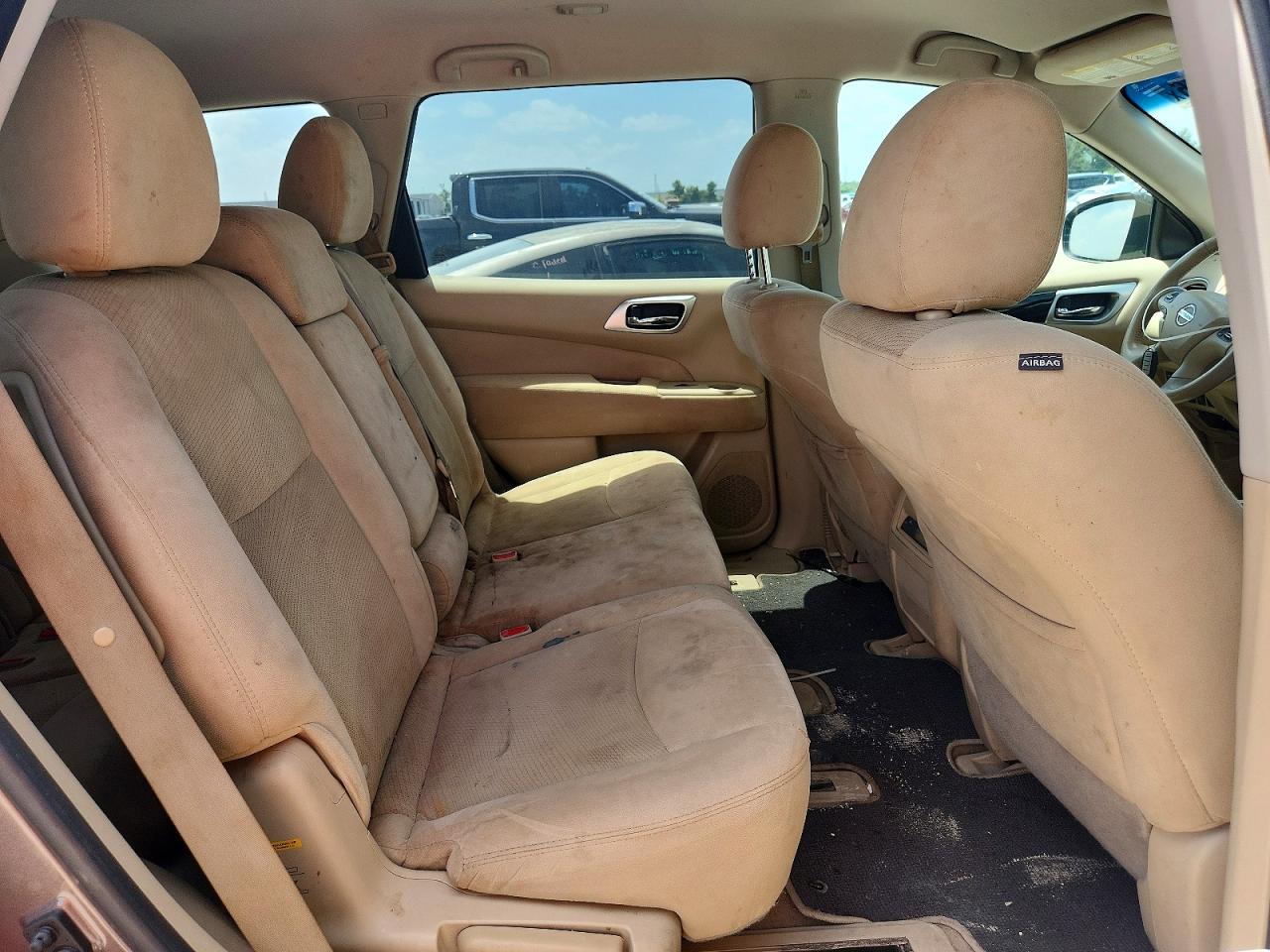 2014 Nissan Pathfinder S Tan vin: 5N1AR2MNXEC617936