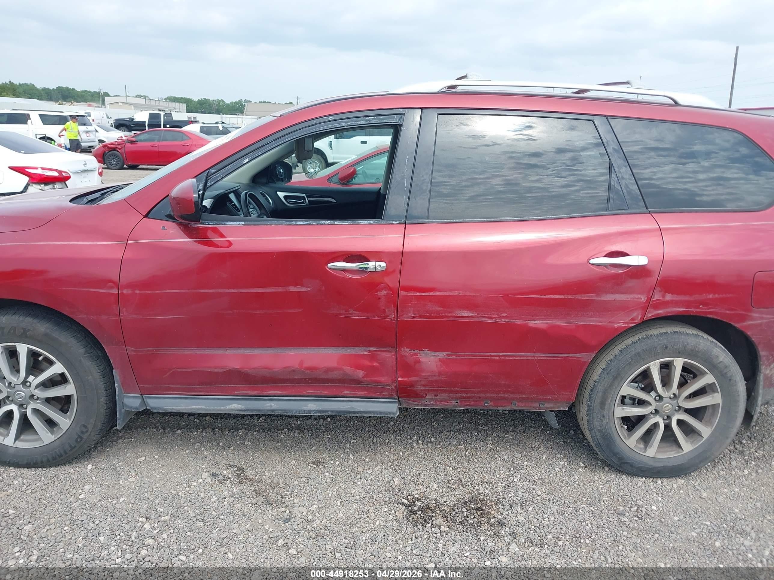2014 Nissan Pathfinder Sv Burgundy vin: 5N1AR2MNXEC639323