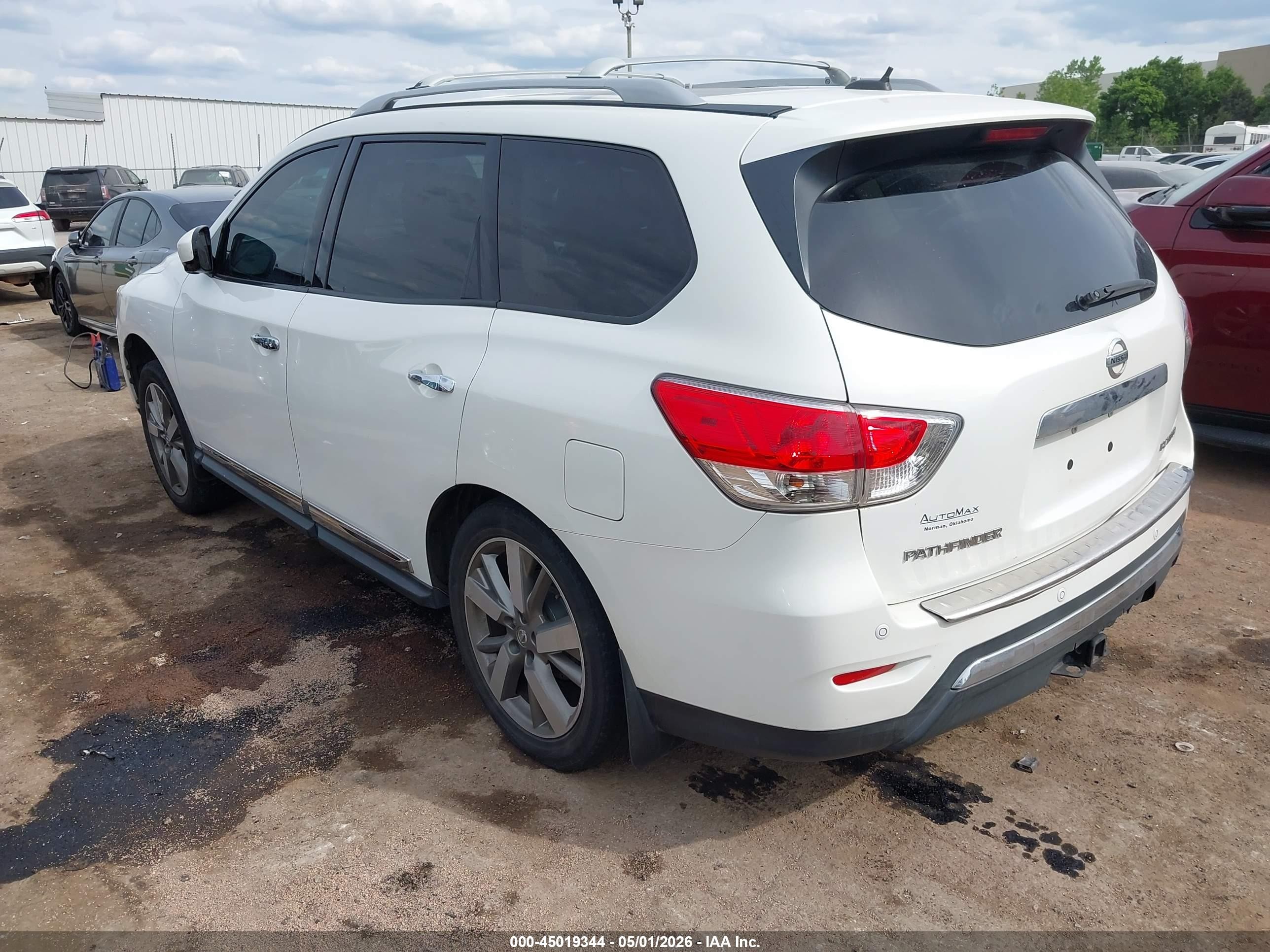 2014 Nissan Pathfinder Platinum Белый vin: 5N1AR2MNXEC650001