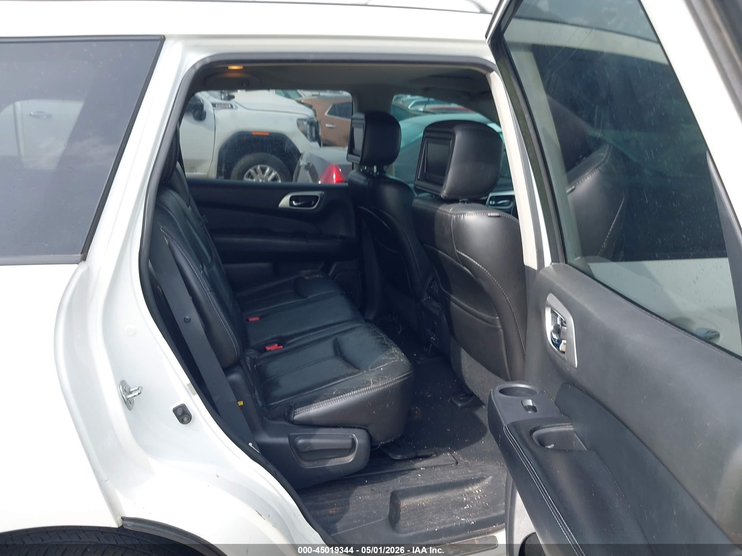 2014 Nissan Pathfinder Platinum Белый vin: 5N1AR2MNXEC650001