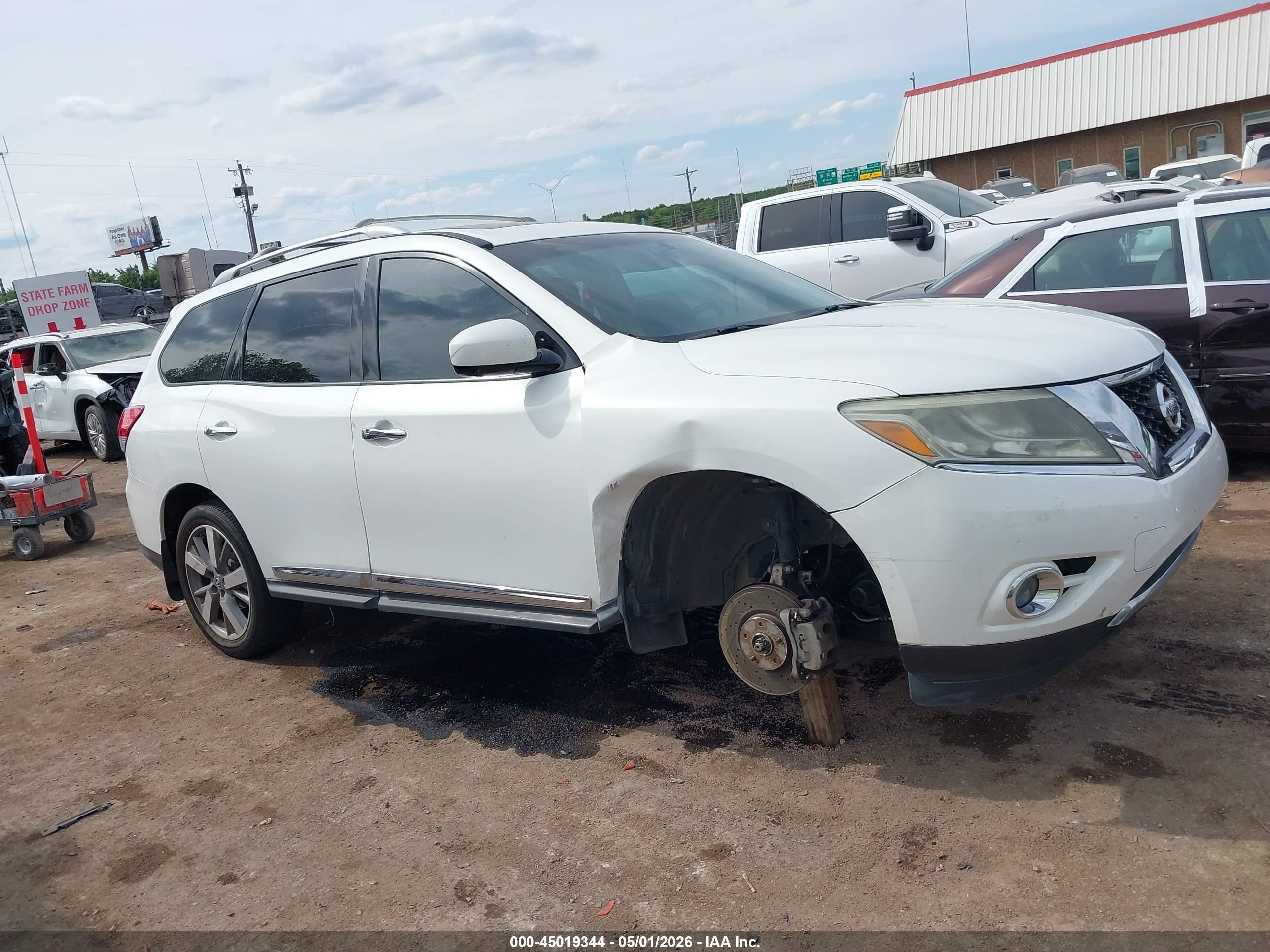 2014 Nissan Pathfinder Platinum Белый vin: 5N1AR2MNXEC650001