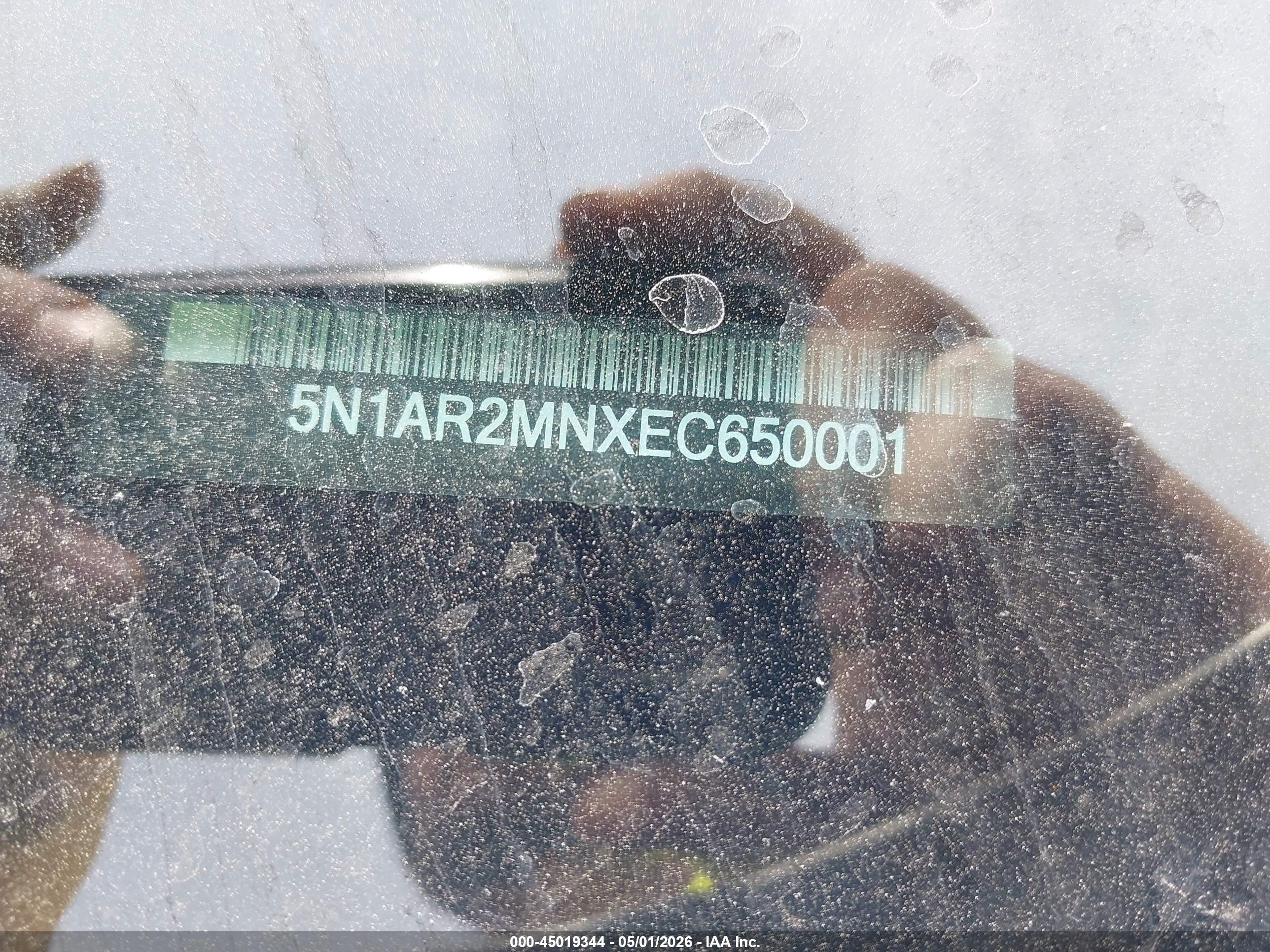 2014 Nissan Pathfinder Platinum Белый vin: 5N1AR2MNXEC650001