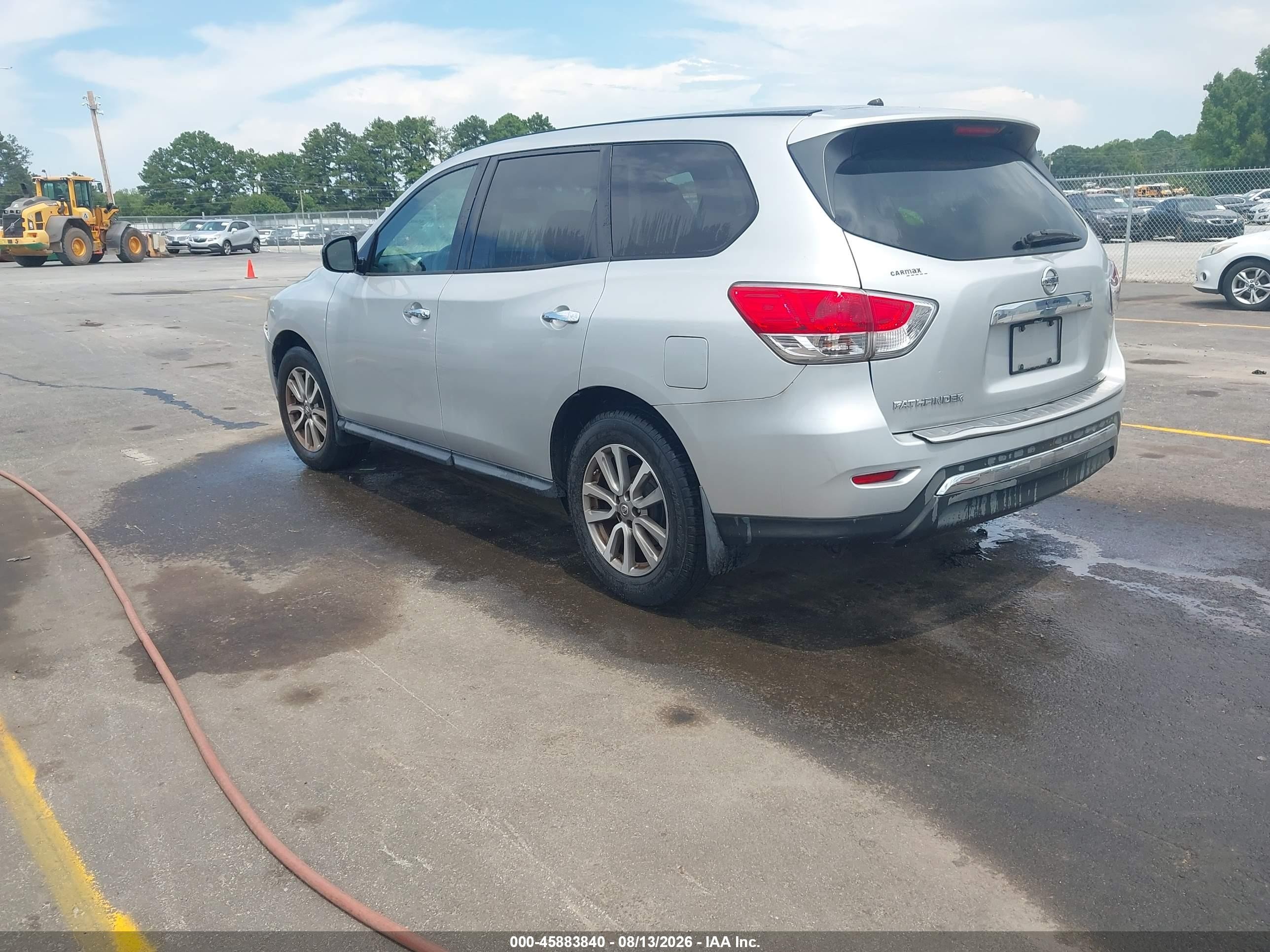 2014 Nissan Pathfinder S Silver vin: 5N1AR2MNXEC685766