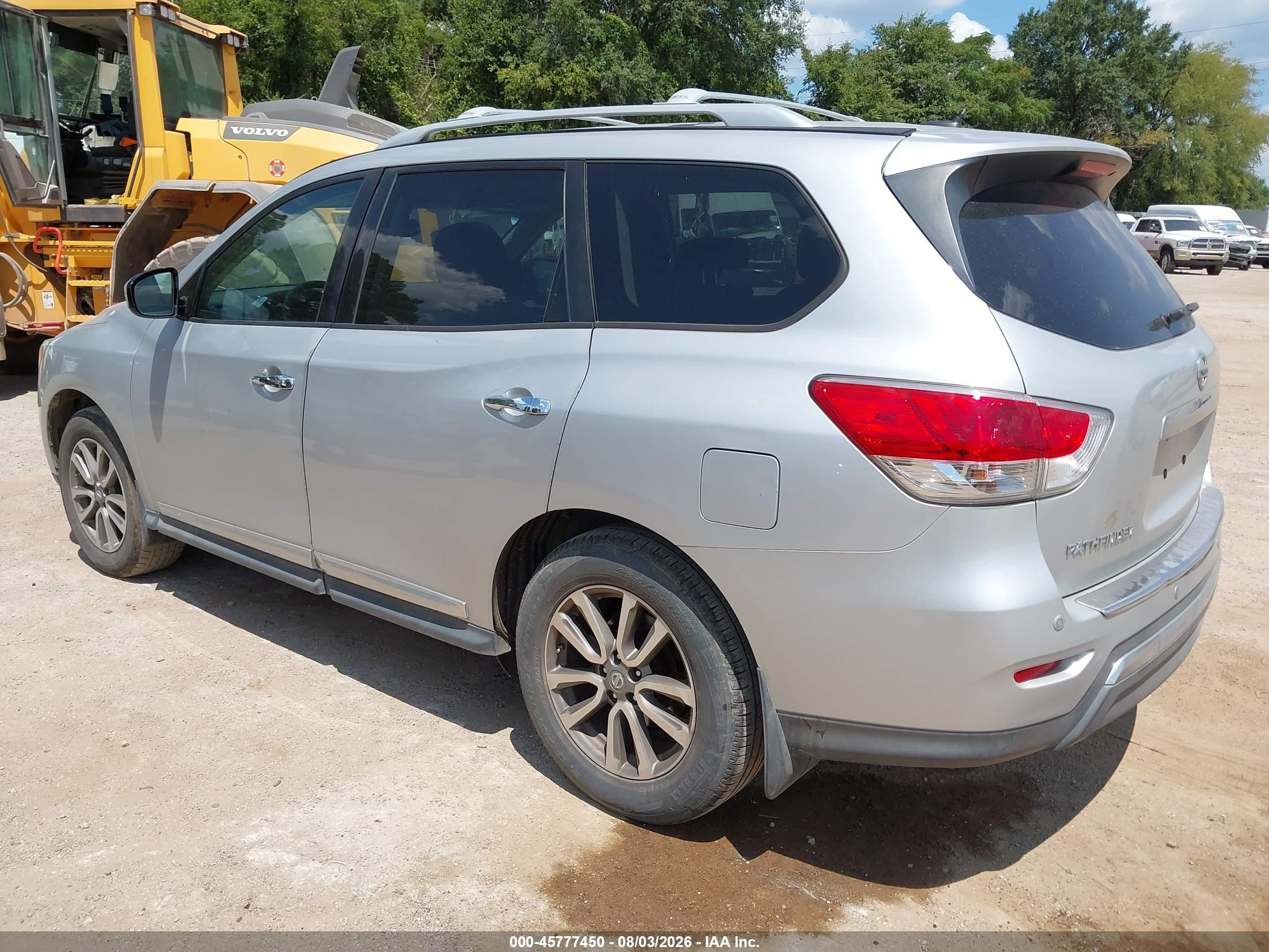 2014 Nissan Pathfinder Sl Серебряный vin: 5N1AR2MNXEC708592