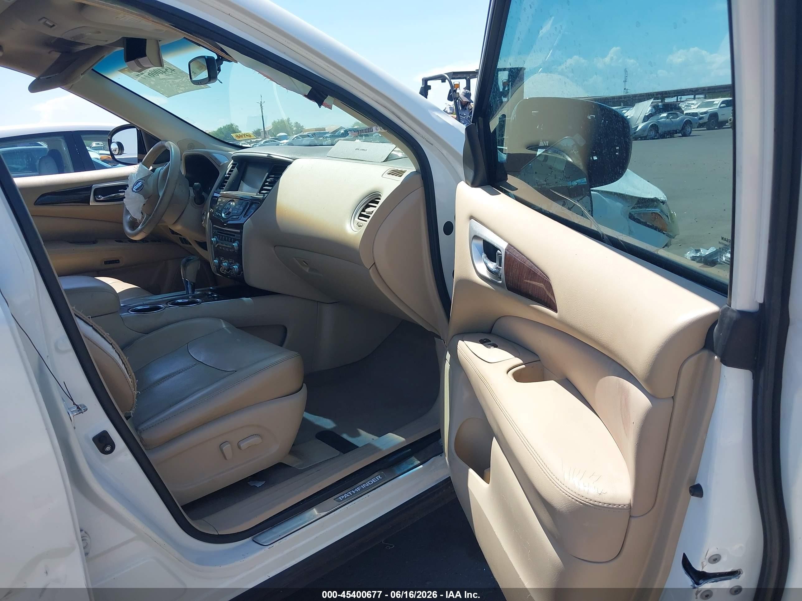2014 Nissan Pathfinder Platinum White vin: 5N1AR2MNXEC721374