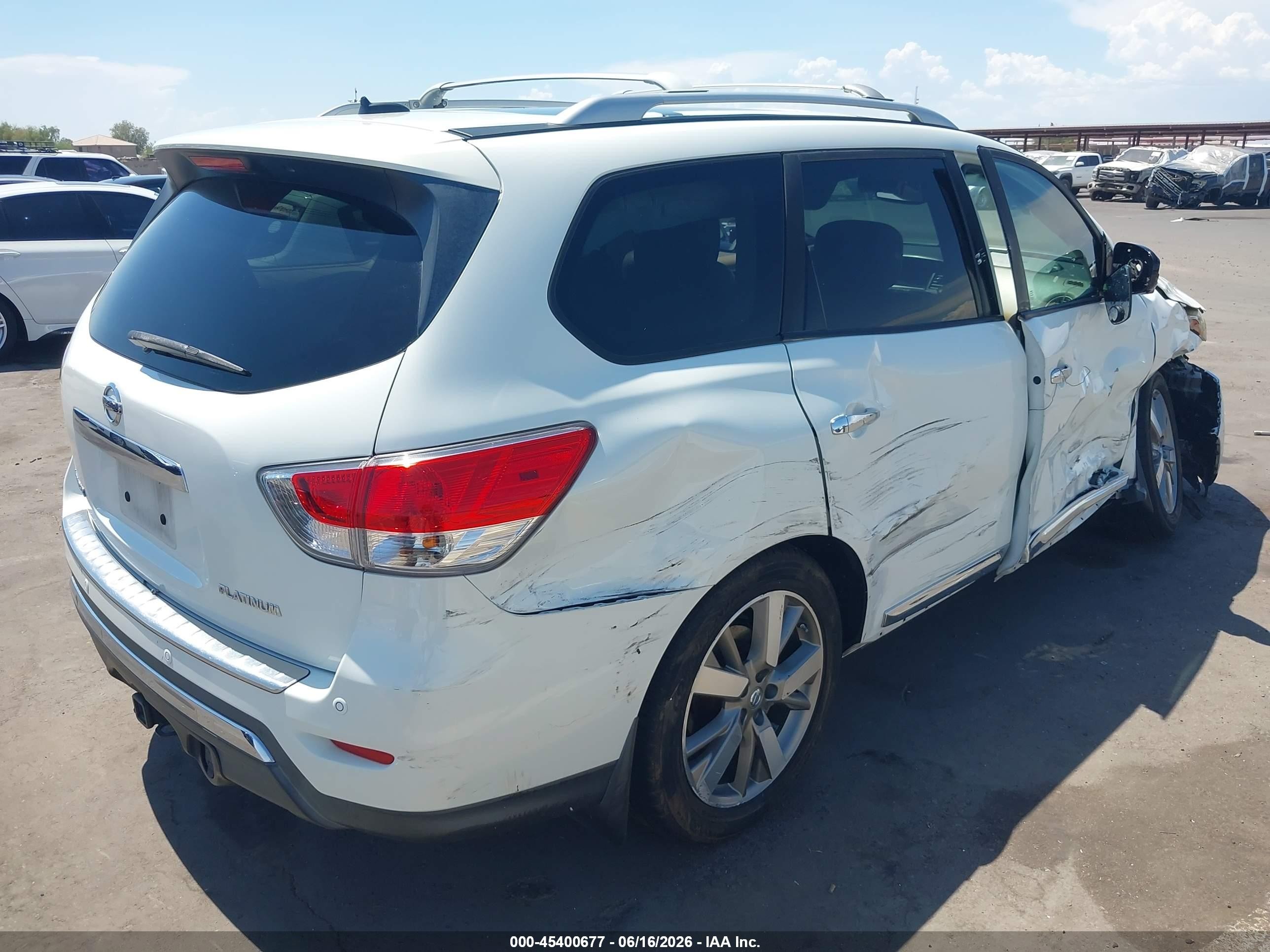 2014 Nissan Pathfinder Platinum White vin: 5N1AR2MNXEC721374