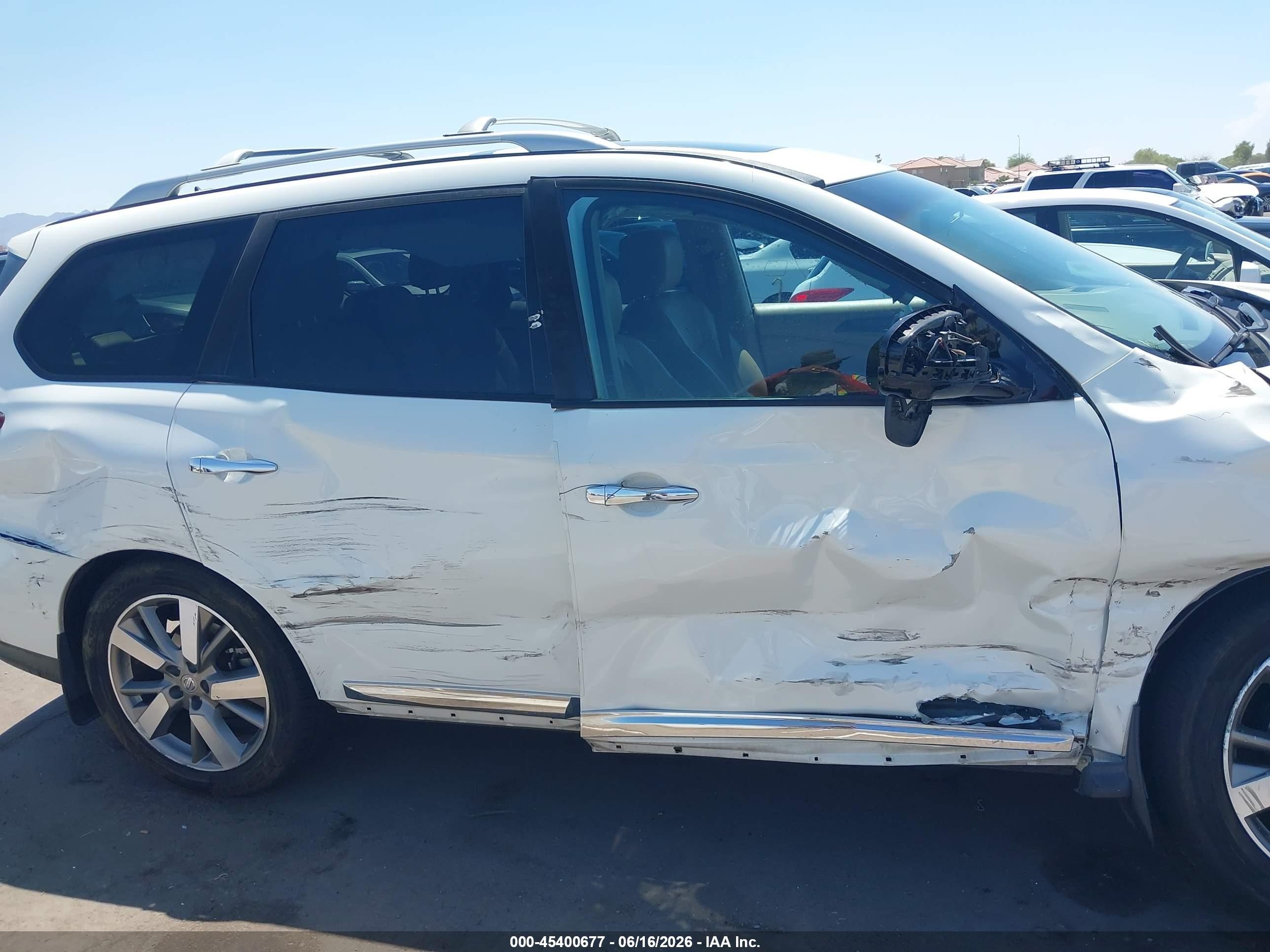 2014 Nissan Pathfinder Platinum White vin: 5N1AR2MNXEC721374