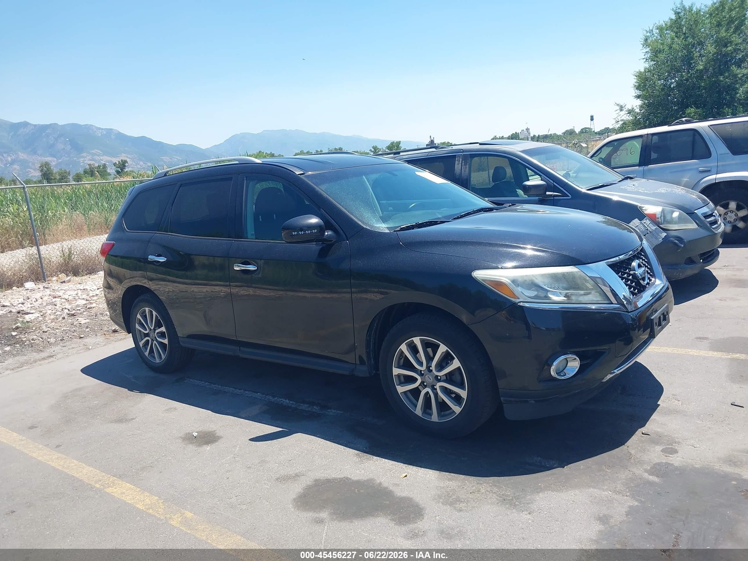 2015 Nissan Pathfinder Platinum/s/sl/sv Black vin: 5N1AR2MNXFC602449