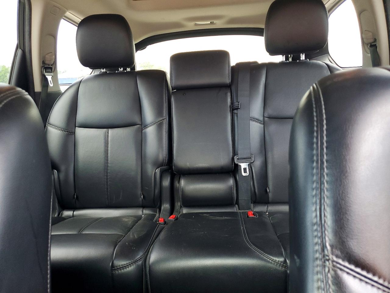 2015 Nissan Pathfinder Sl Red vin: 5N1AR2MNXFC604850