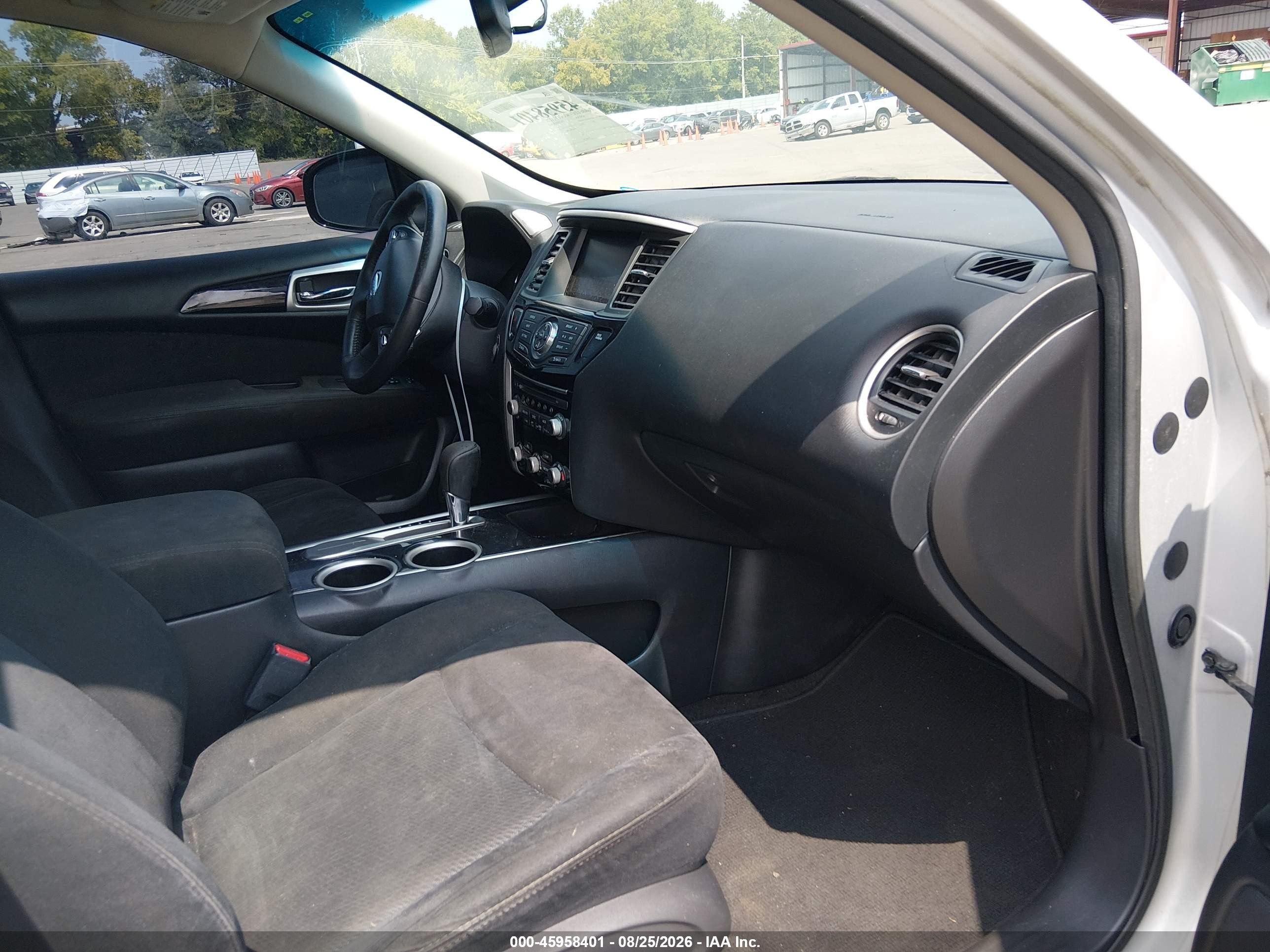 2015 Nissan Pathfinder Platinum/s/sl/sv Серый vin: 5N1AR2MNXFC606999