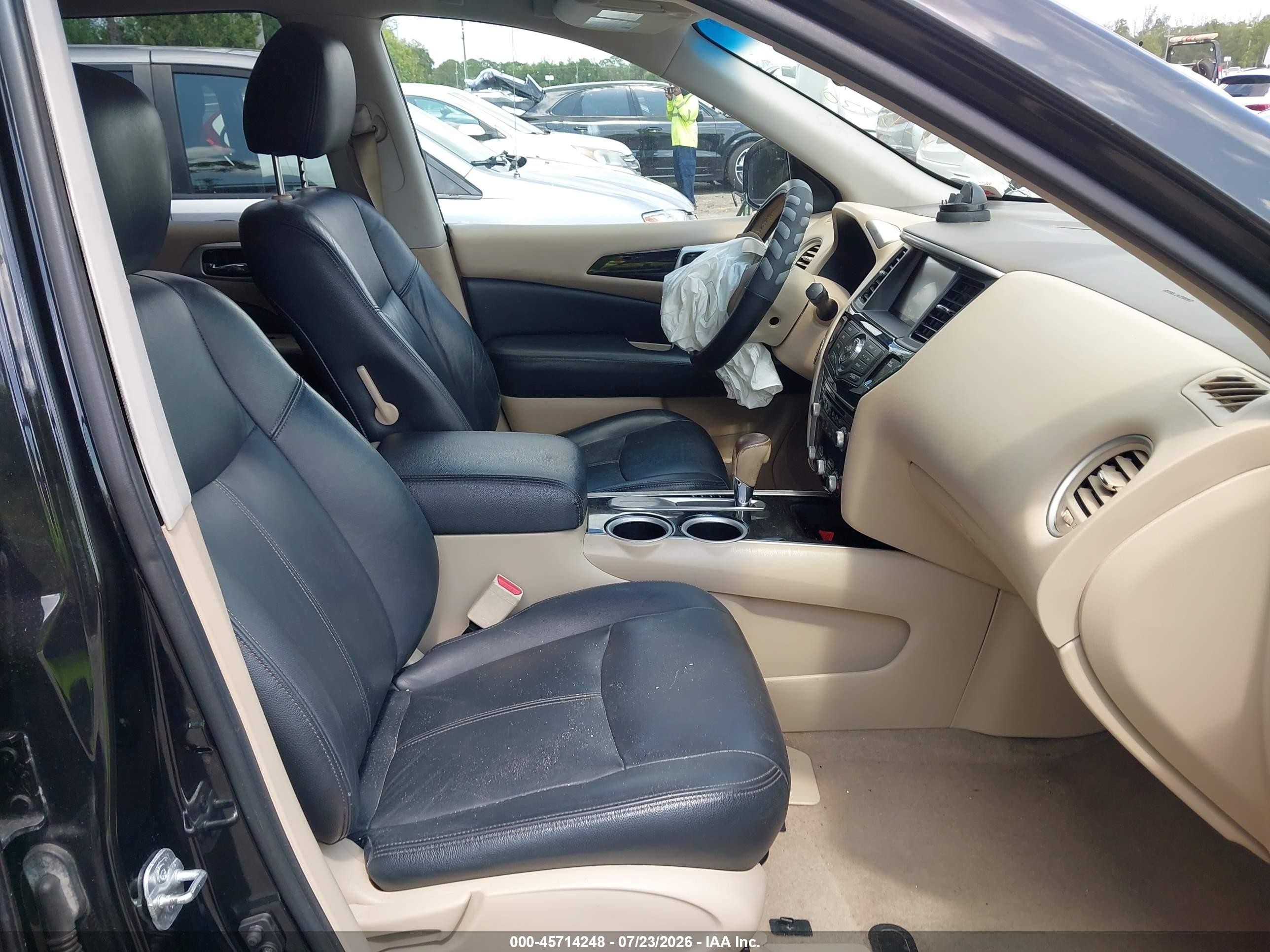 2015 Nissan Pathfinder Platinum/s/sl/sv Black vin: 5N1AR2MNXFC617730