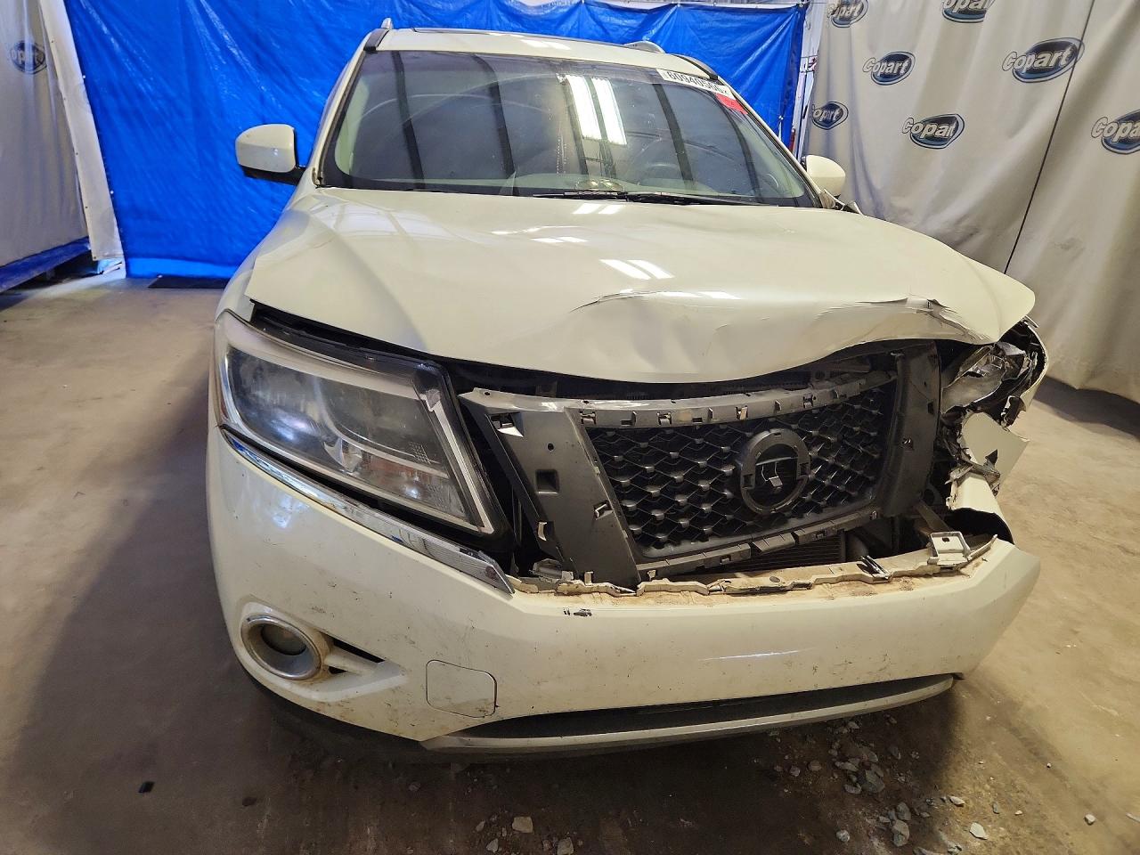 2015 Nissan Pathfinder Platinum Белый vin: 5N1AR2MNXFC624869