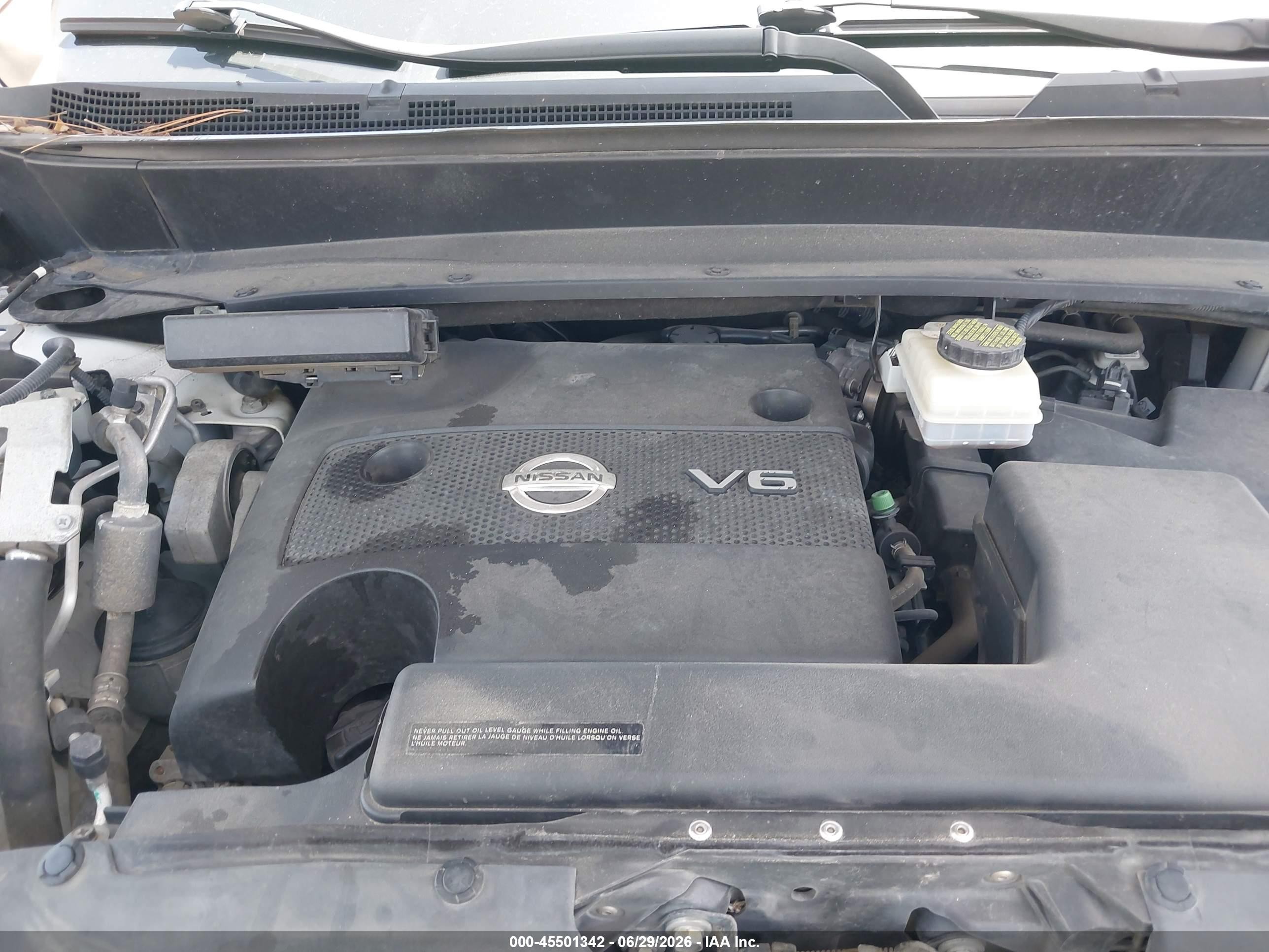 2015 Nissan Pathfinder Platinum Белый vin: 5N1AR2MNXFC634186