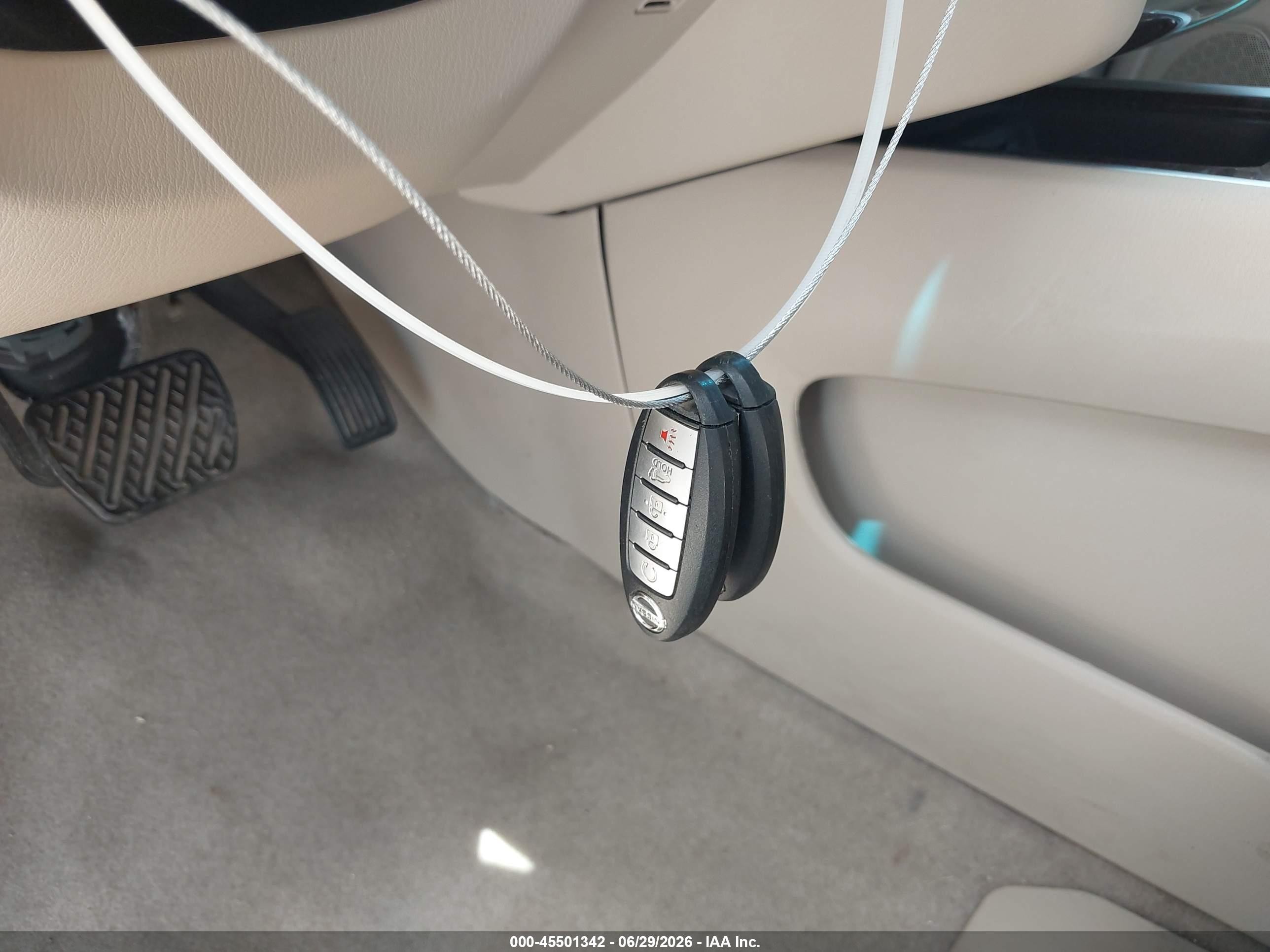 2015 Nissan Pathfinder Platinum Белый vin: 5N1AR2MNXFC634186