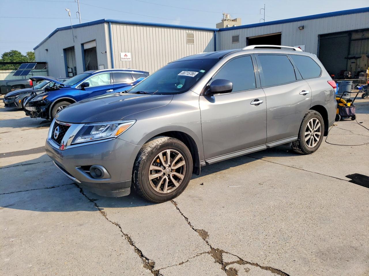 2015 Nissan Pathfinder S Gray vin: 5N1AR2MNXFC651019