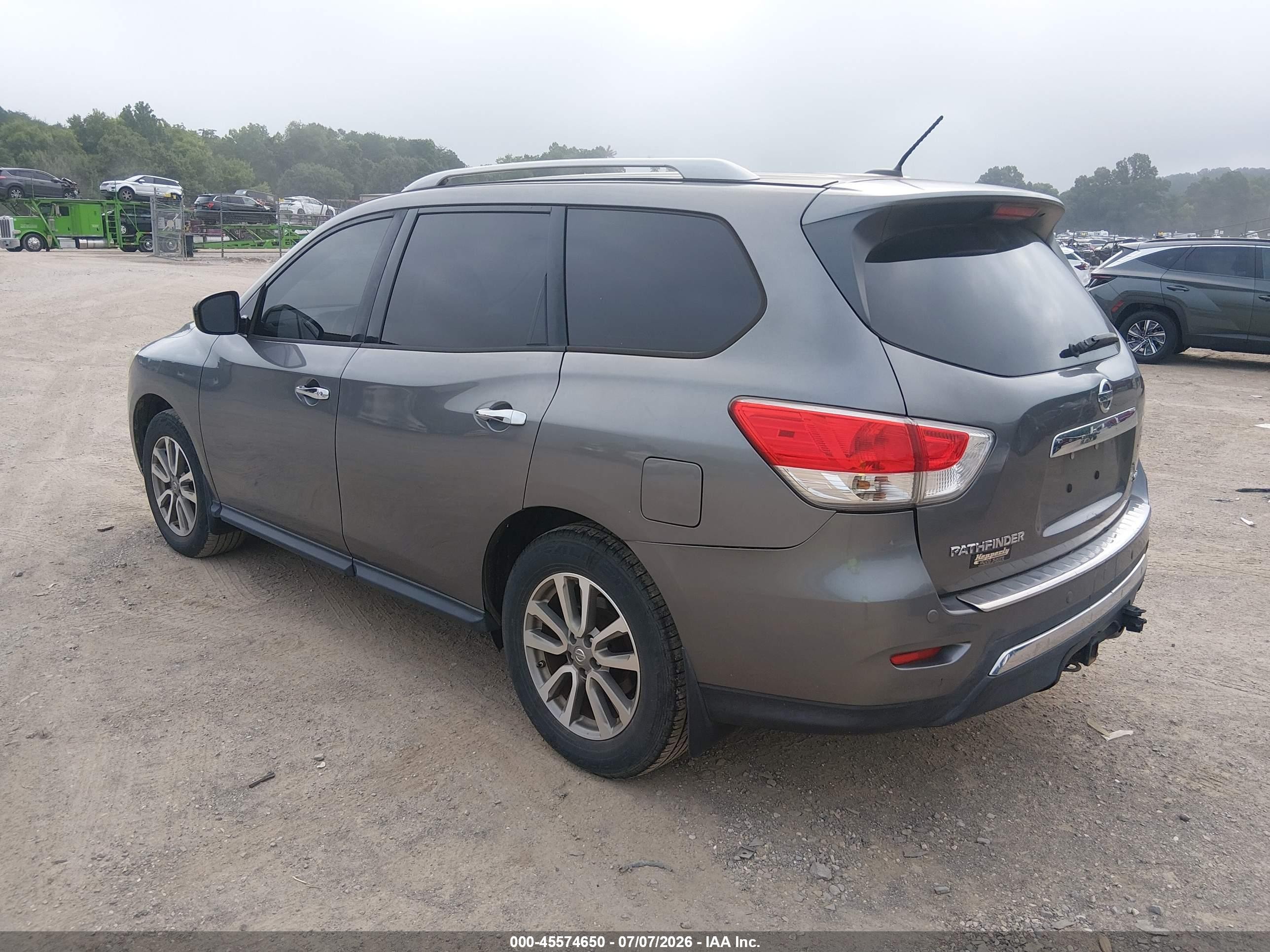 2015 Nissan Pathfinder Sv Silver vin: 5N1AR2MNXFC653112