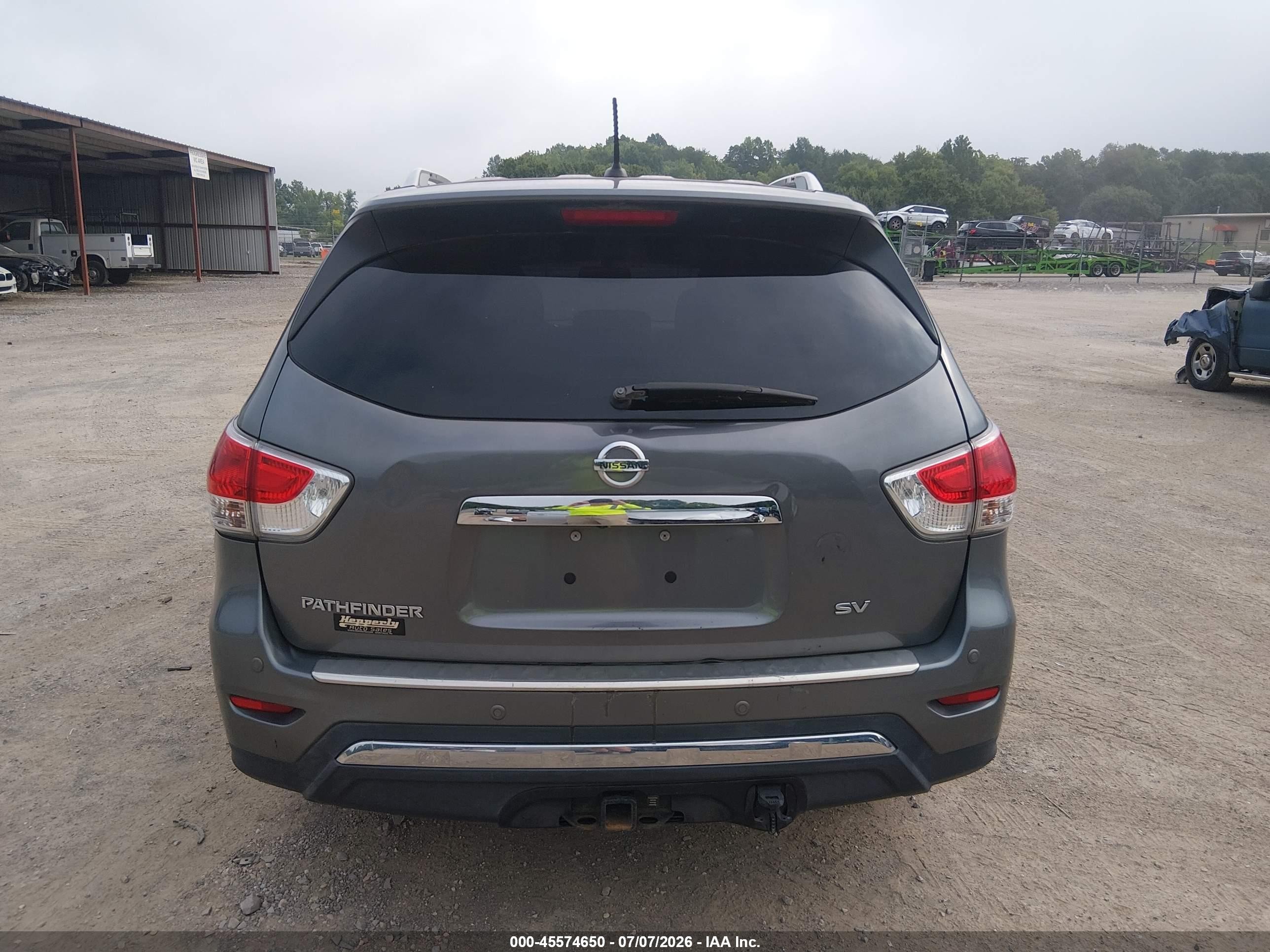2015 Nissan Pathfinder Sv Silver vin: 5N1AR2MNXFC653112