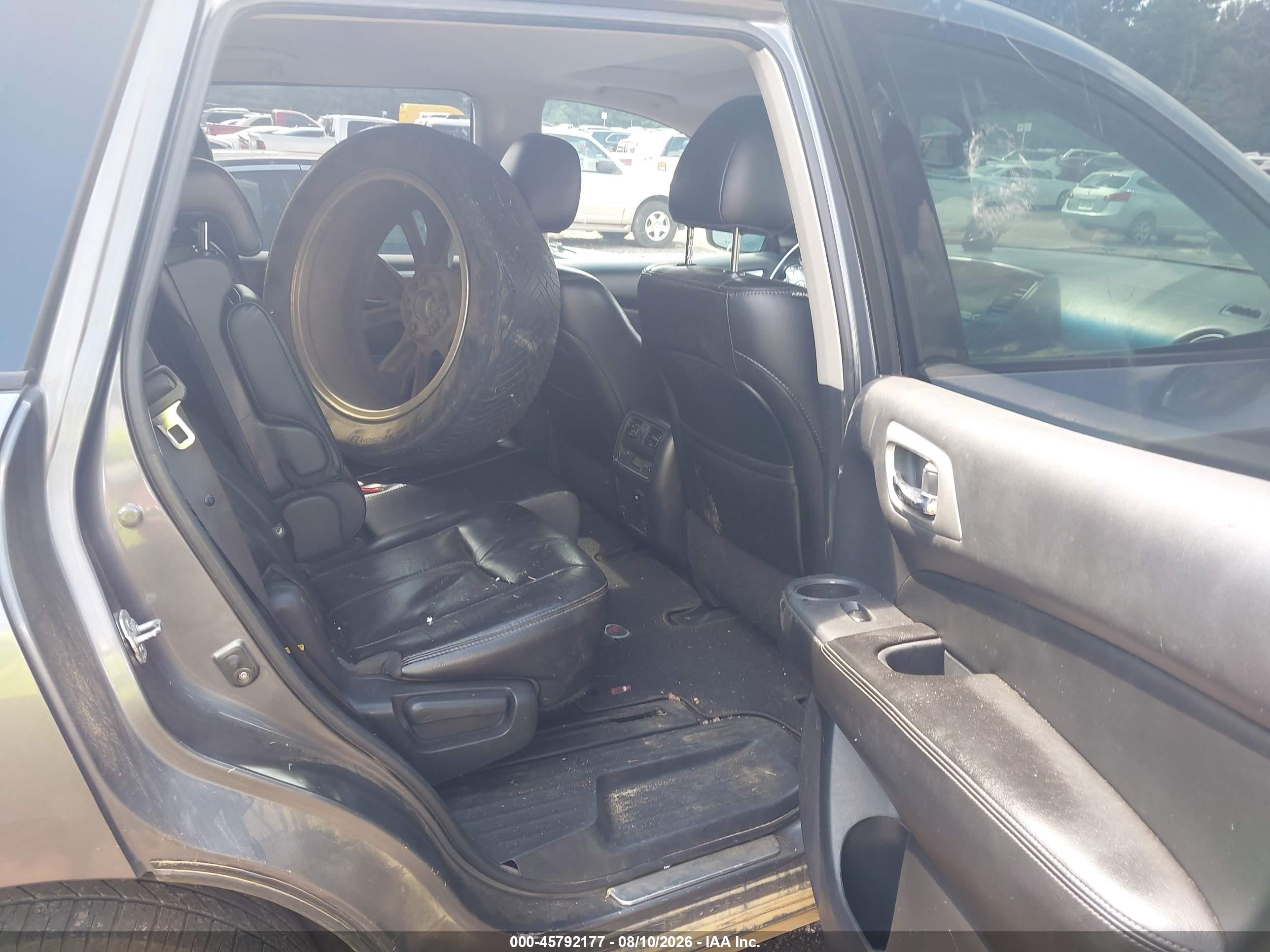 2015 Nissan Pathfinder Platinum Gray vin: 5N1AR2MNXFC670489