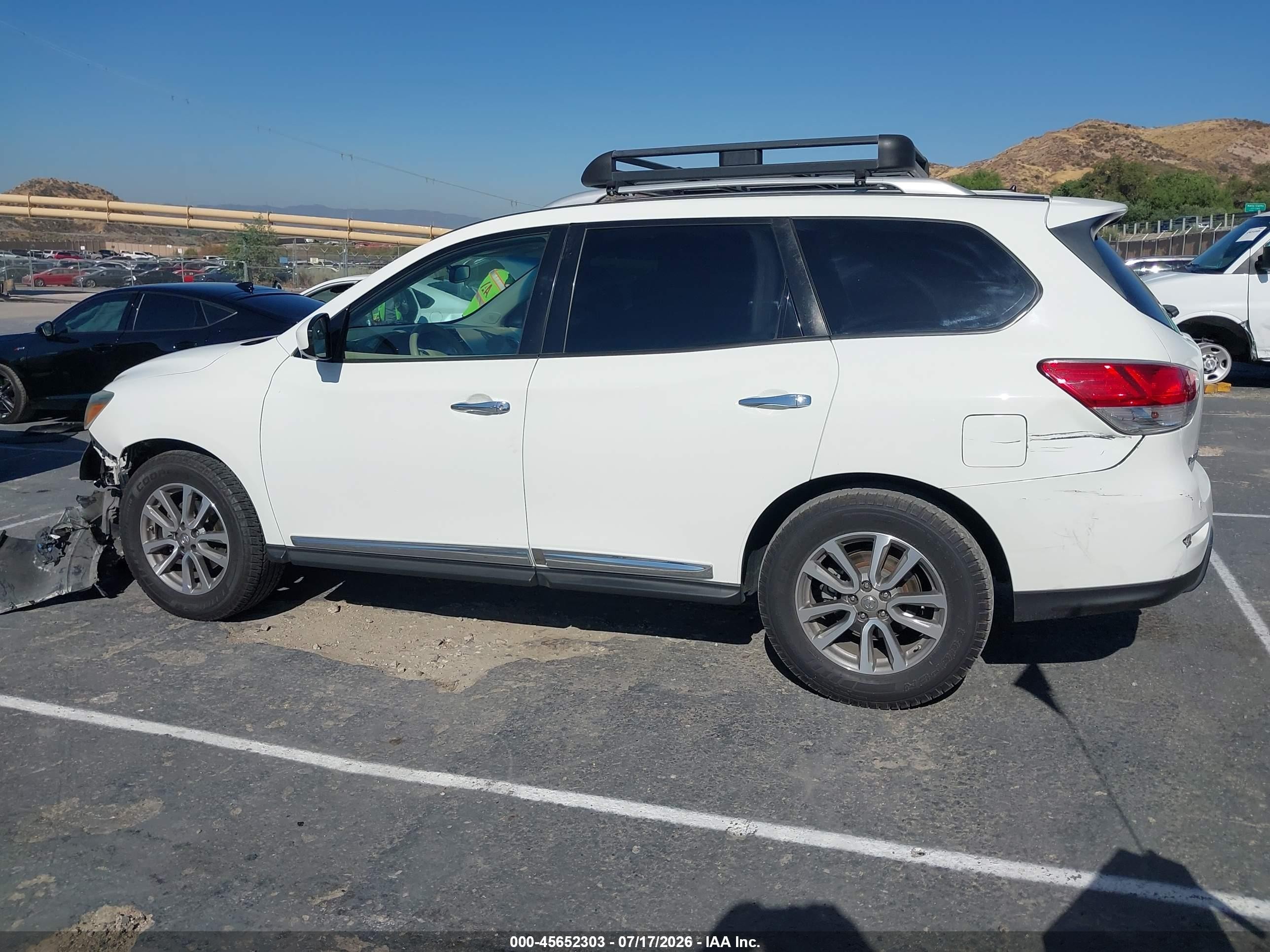 2015 Nissan Pathfinder Sl White vin: 5N1AR2MNXFC670685