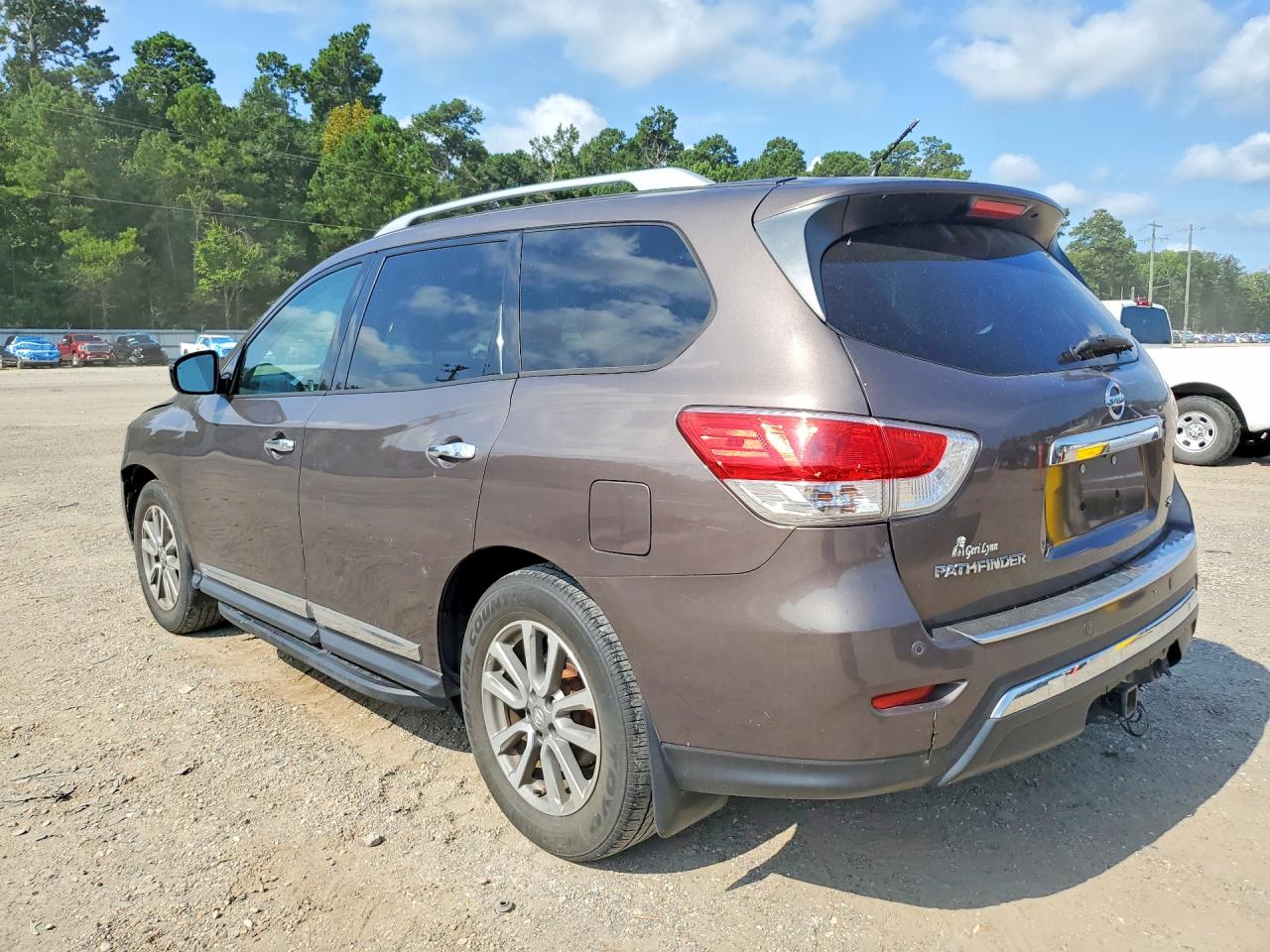 2015 Nissan Pathfinder Sl Brown vin: 5N1AR2MNXFC689849