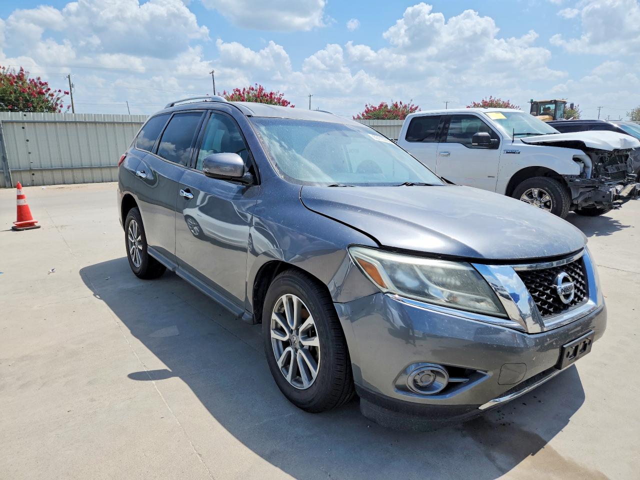 2016 Nissan Pathfinder S Gray vin: 5N1AR2MNXGC636411