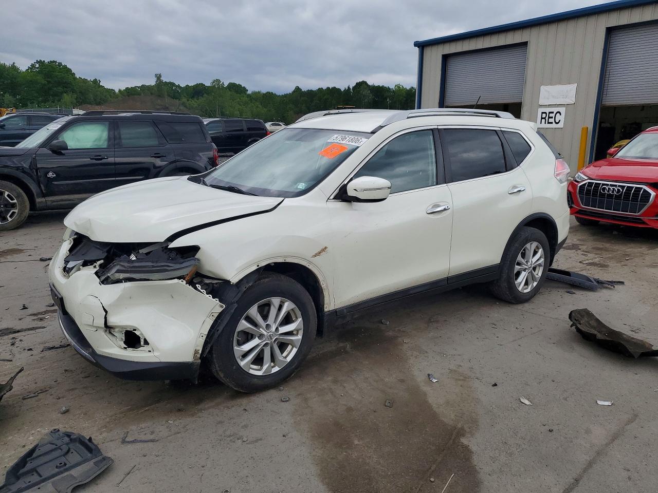 2015 Nissan Rogue Sv White vin: 5N1AT2MK0FC765750