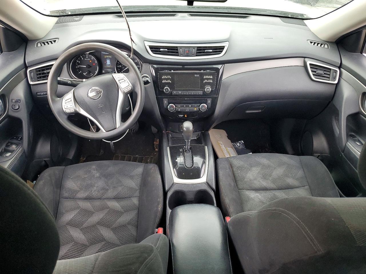2015 Nissan Rogue Sv White vin: 5N1AT2MK0FC765750