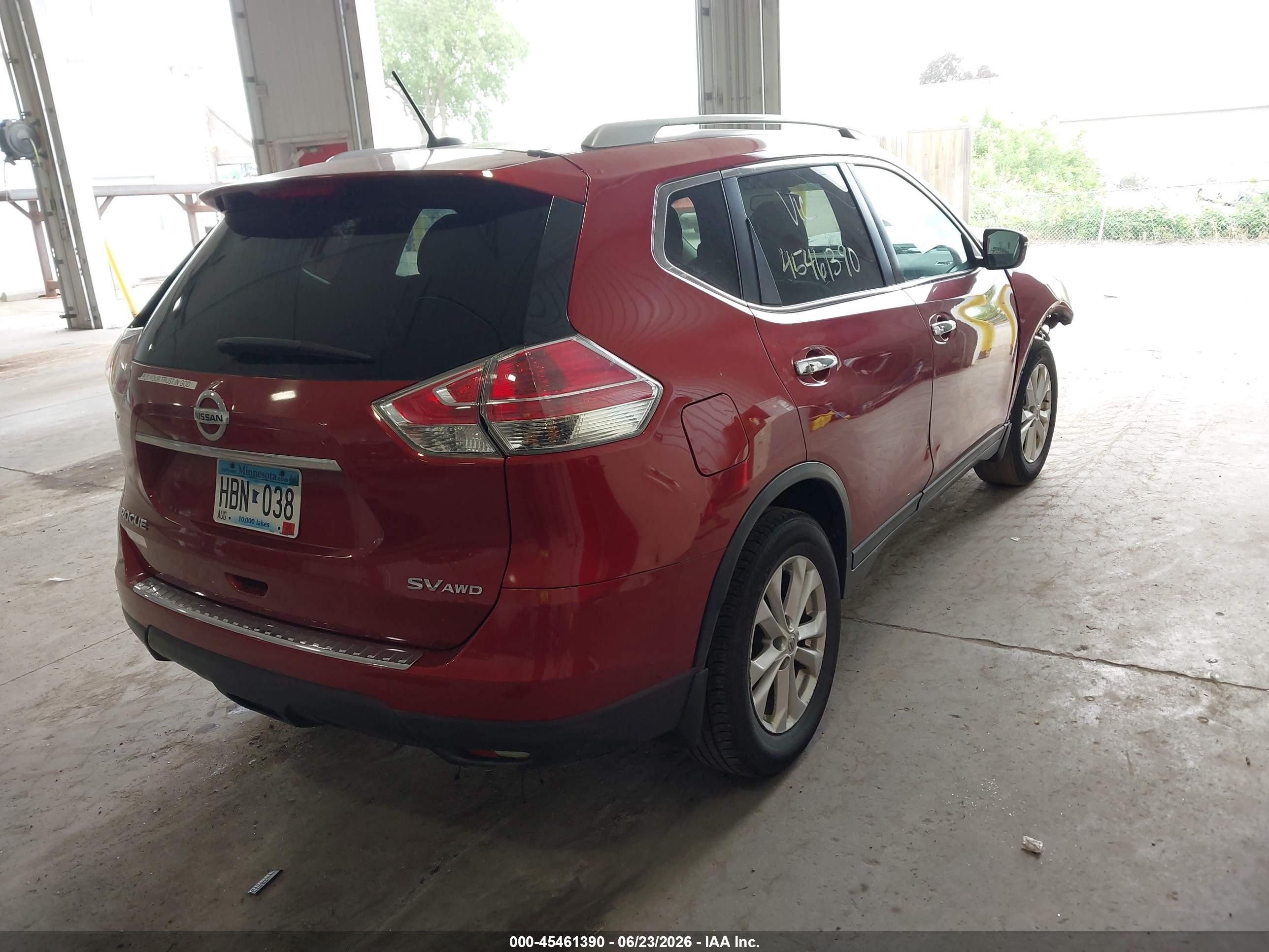 2015 Nissan Rogue Sv Red vin: 5N1AT2MK0FC814025
