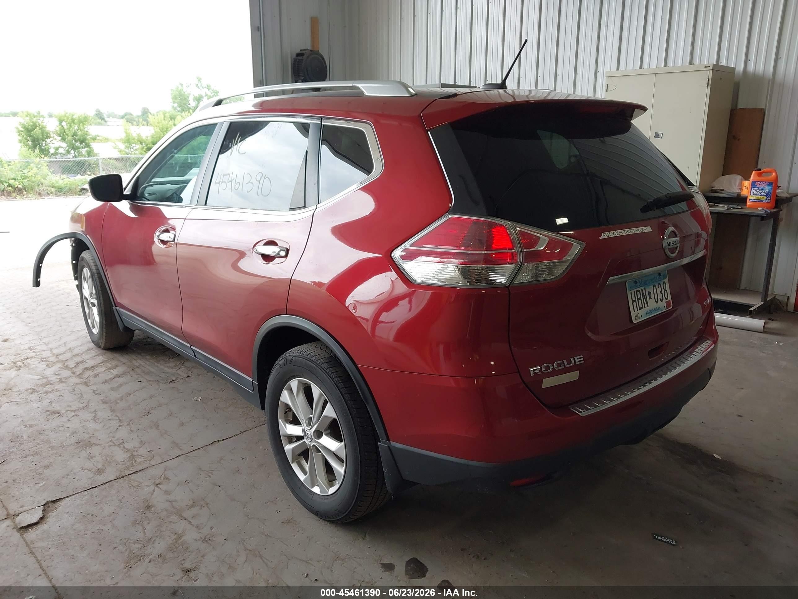 2015 Nissan Rogue Sv Red vin: 5N1AT2MK0FC814025