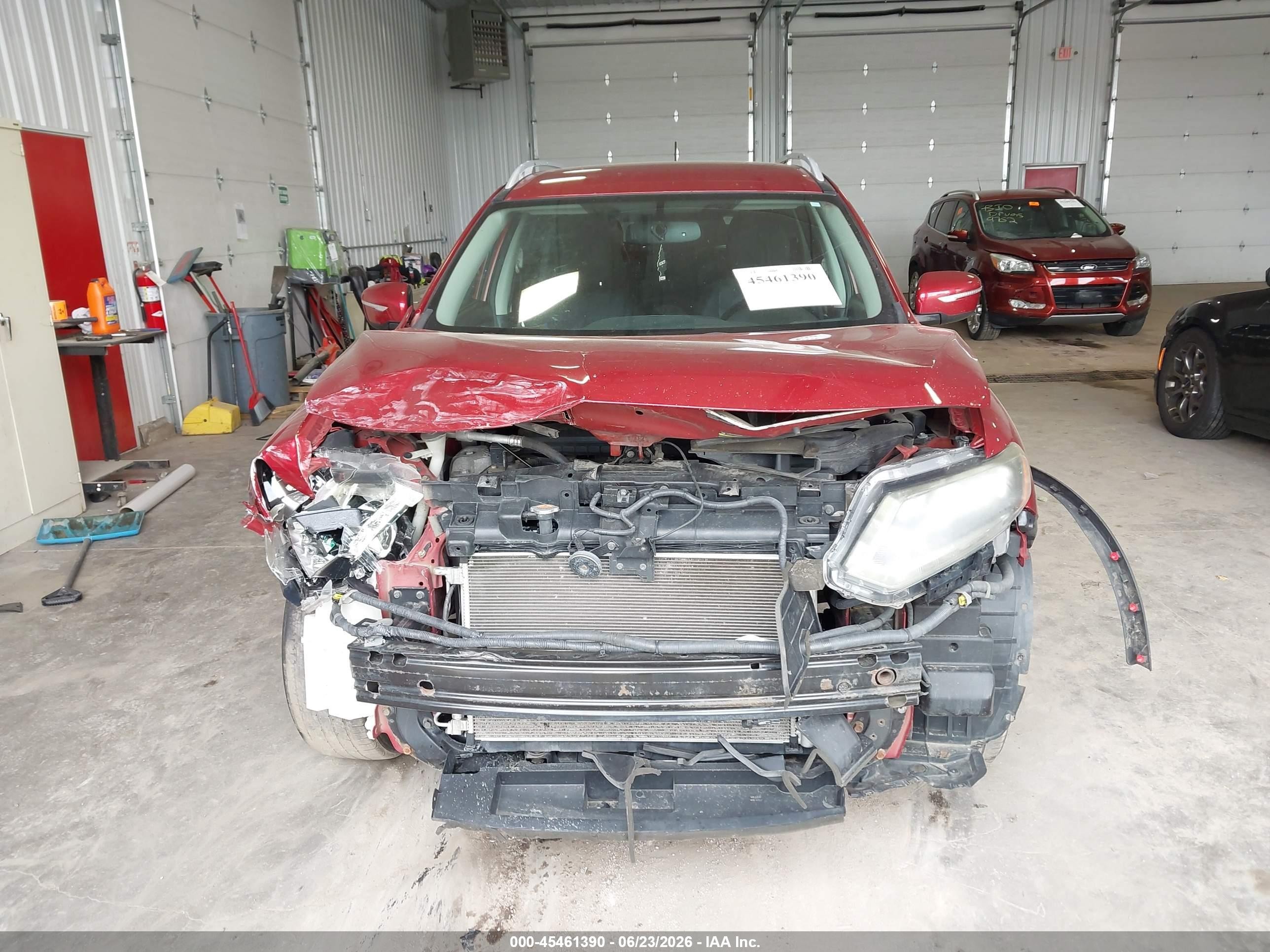 2015 Nissan Rogue Sv Red vin: 5N1AT2MK0FC814025