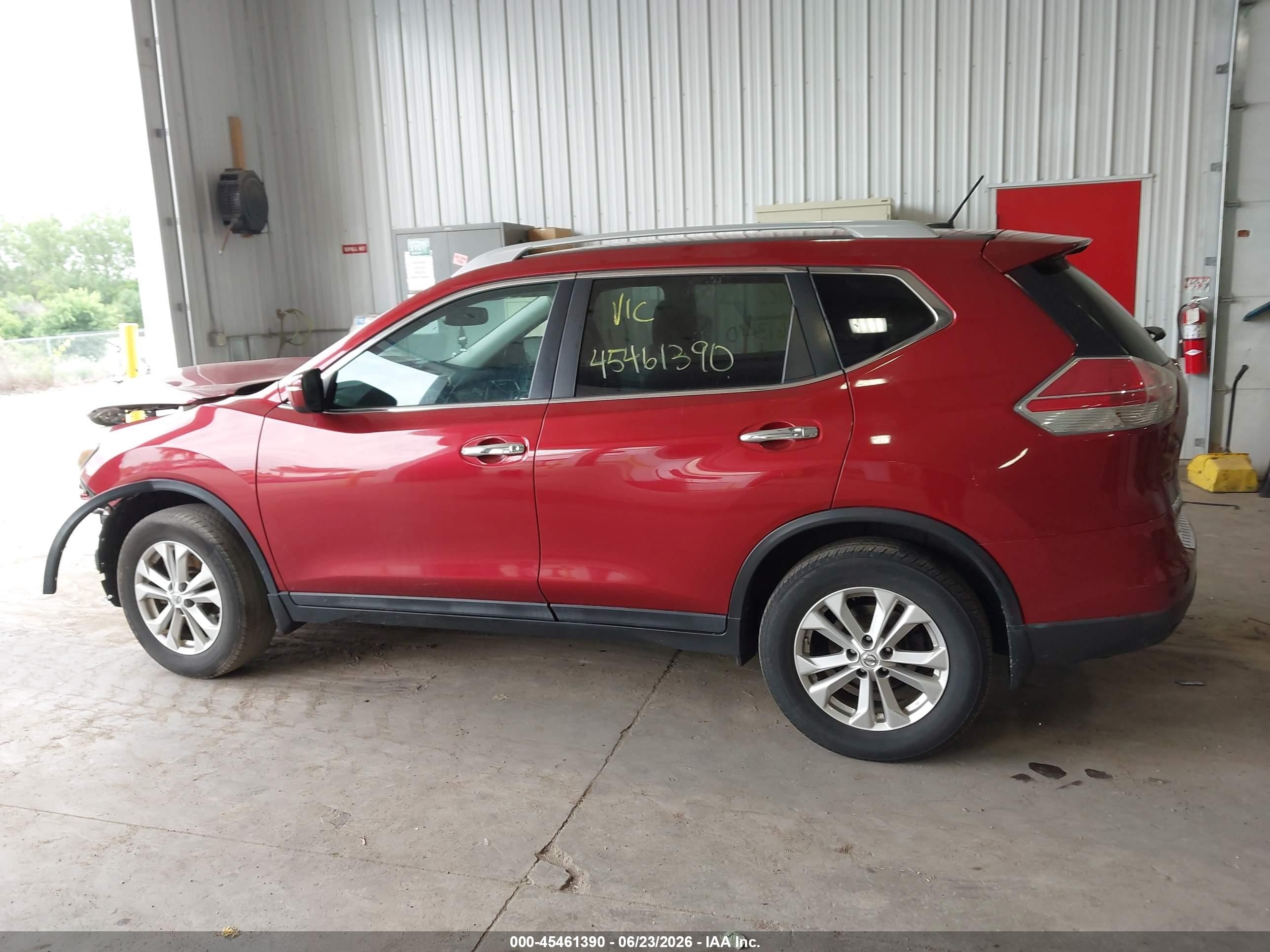 2015 Nissan Rogue Sv Red vin: 5N1AT2MK0FC814025