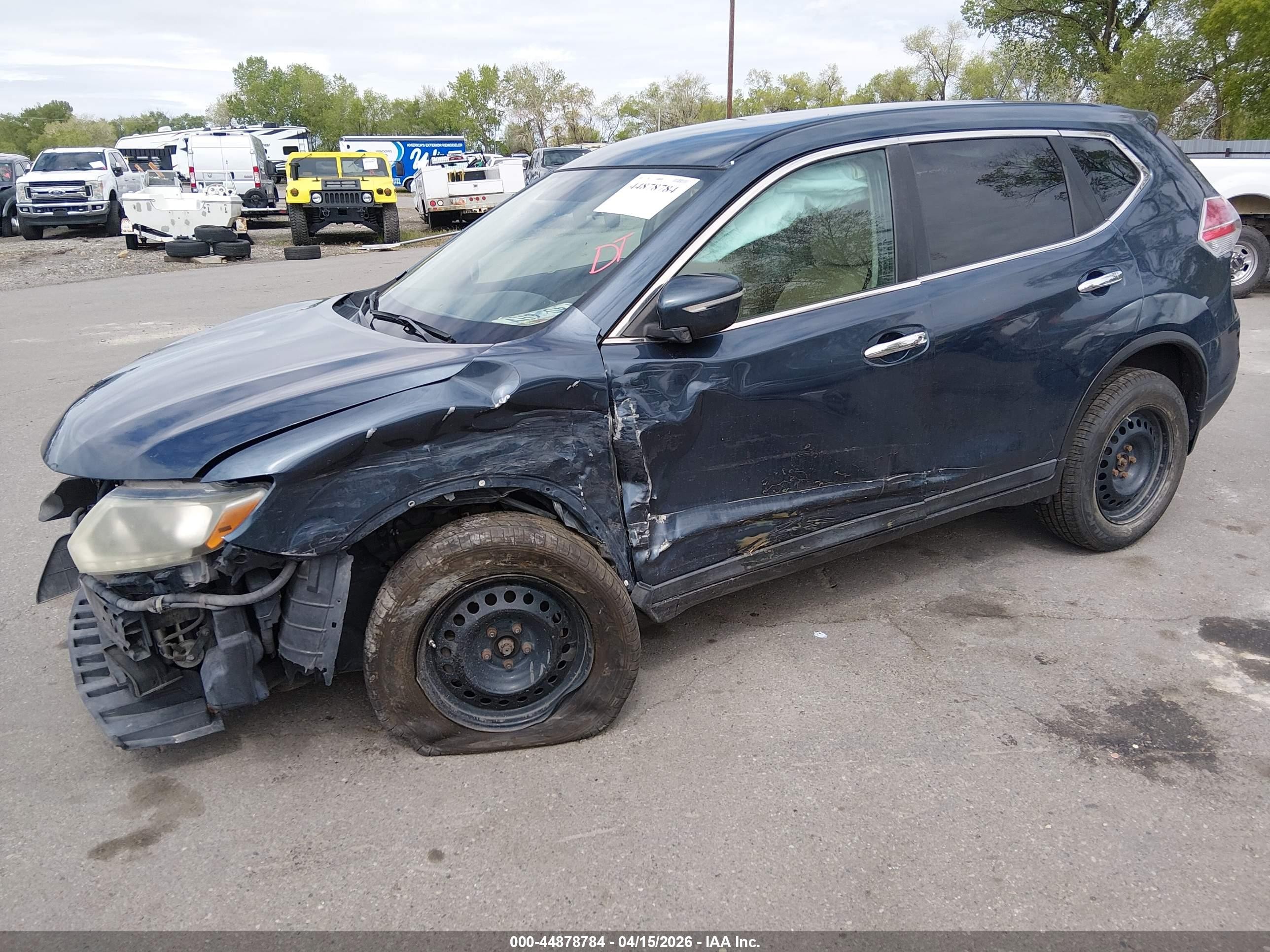 2015 Nissan Rogue S Blue vin: 5N1AT2MK0FC829186