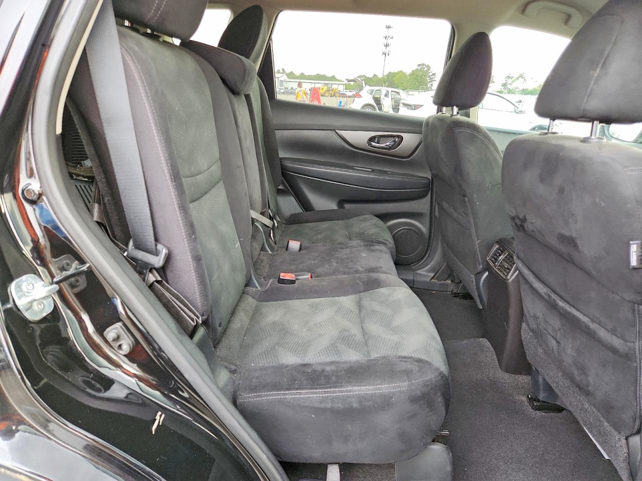 2015 Nissan Rogue S Black vin: 5N1AT2MK1FC867607