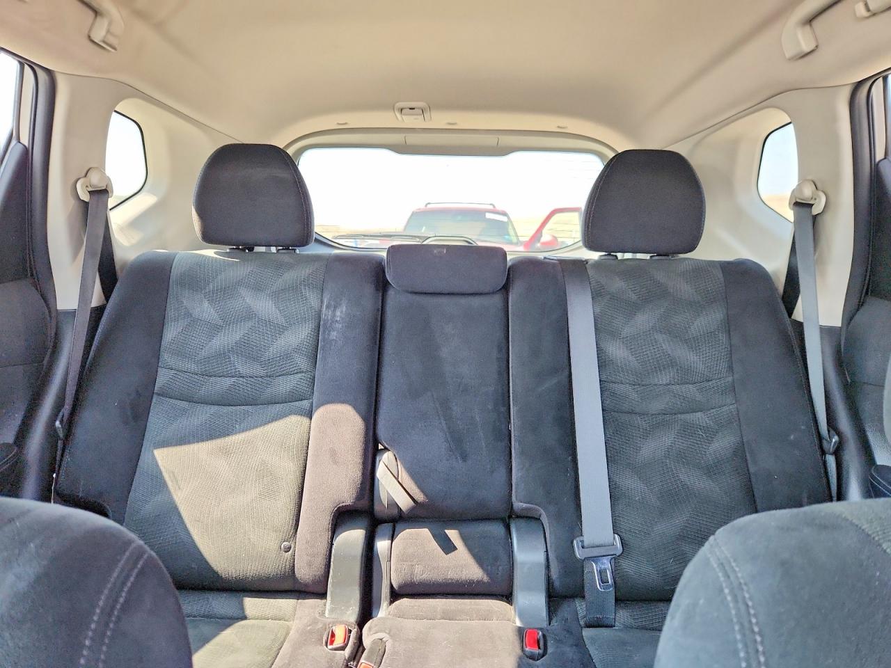2015 Nissan Rogue Sv Серый vin: 5N1AT2MK2FC870631