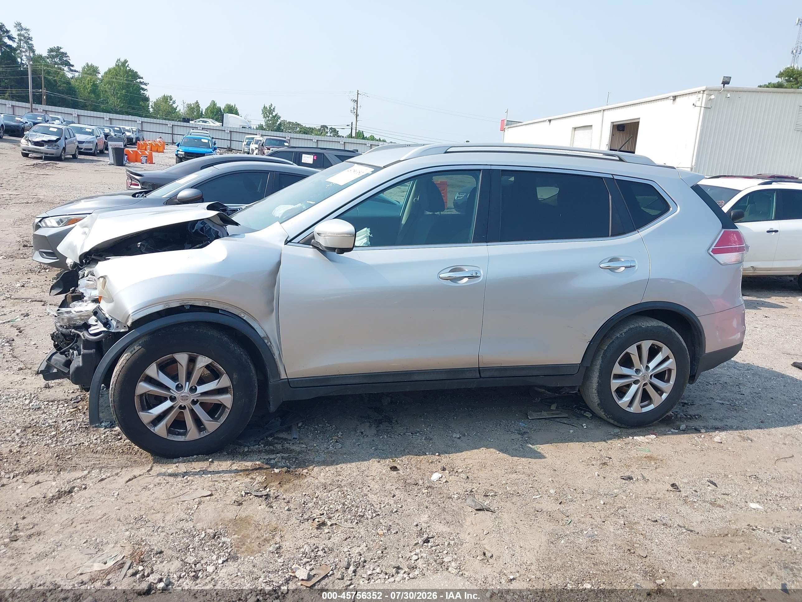 2015 Nissan Rogue Sv Silver vin: 5N1AT2MK3FC894811