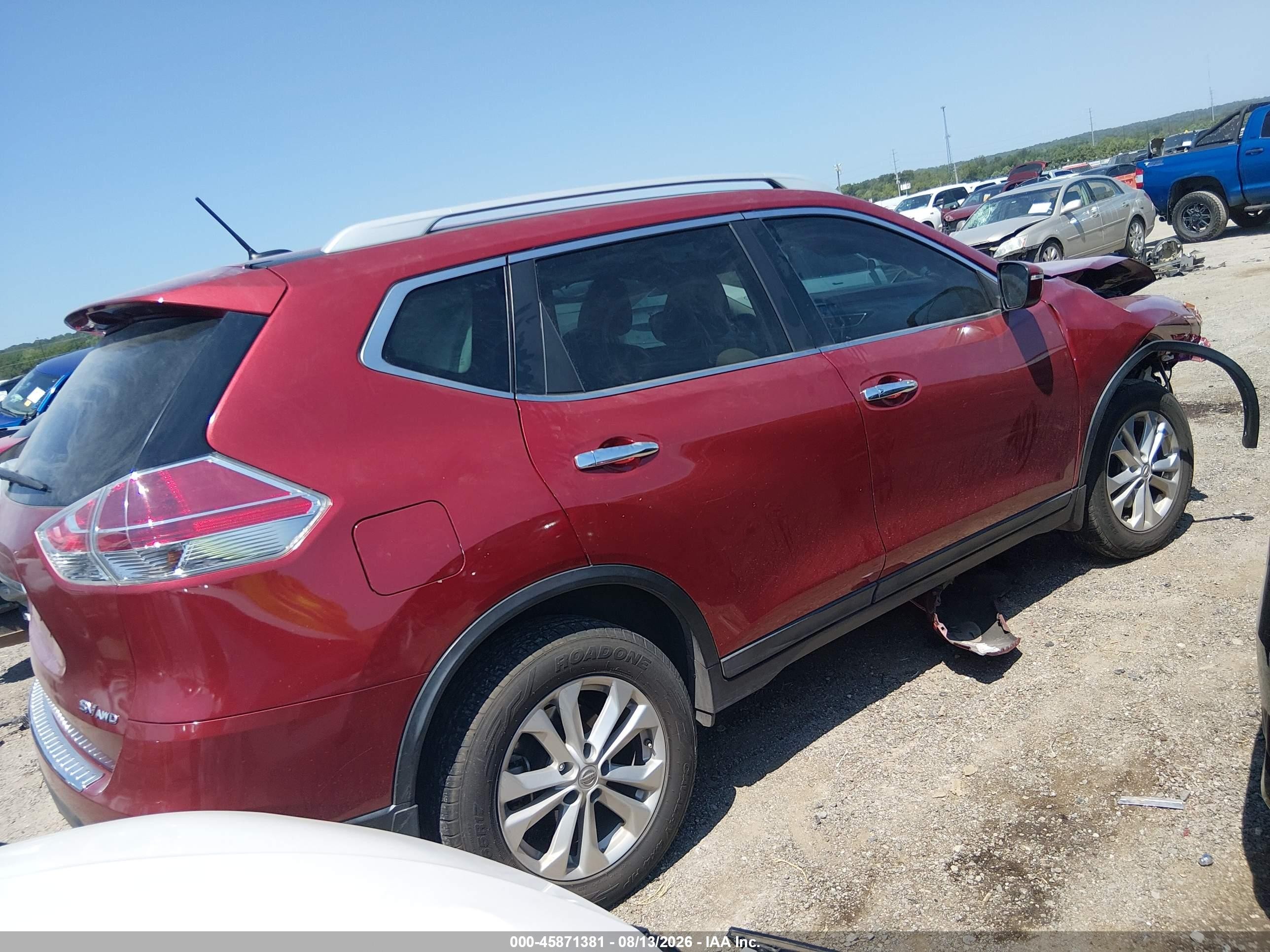 2015 Nissan Rogue S/sl/sv Red vin: 5N1AT2MK3FF755200