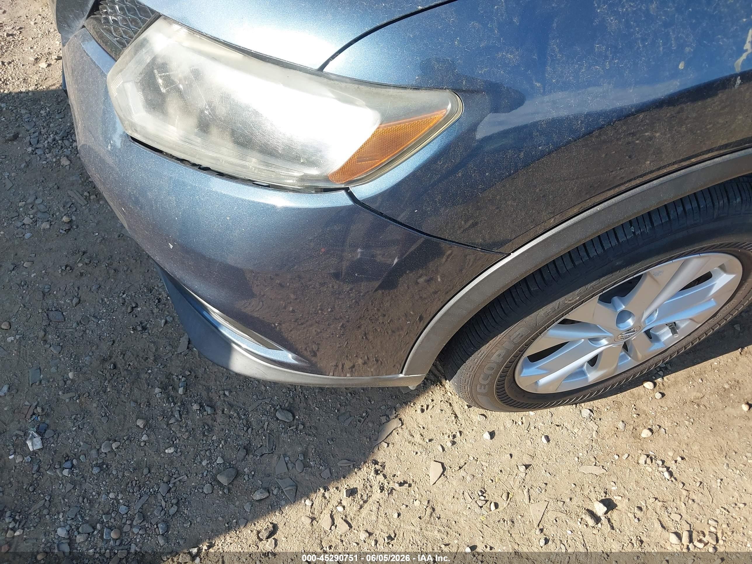 2015 Nissan Rogue Sv Blue vin: 5N1AT2MK4FC853832