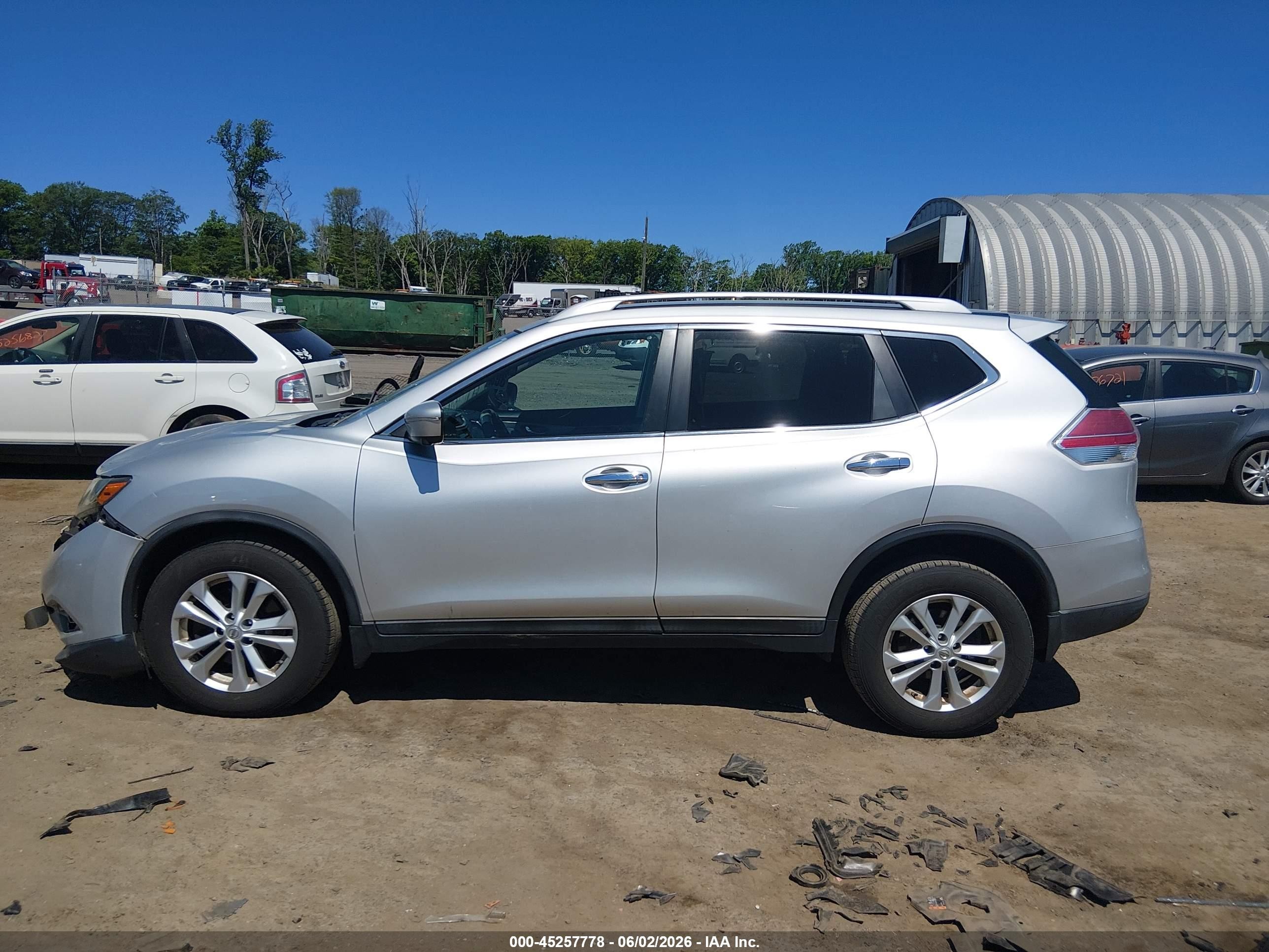 2014 Nissan Rogue Sv Silver vin: 5N1AT2MK5EC763877