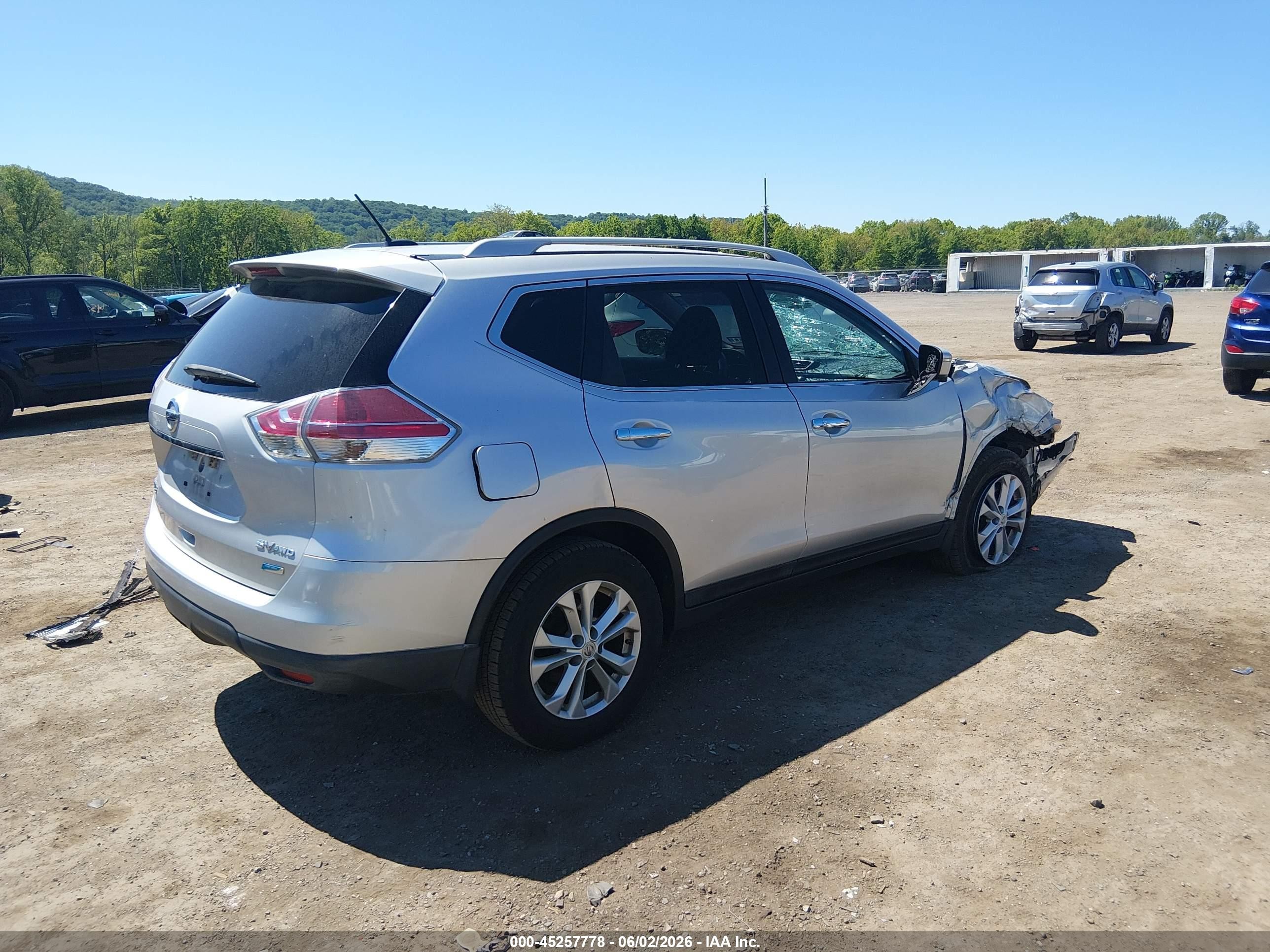 2014 Nissan Rogue Sv Silver vin: 5N1AT2MK5EC763877