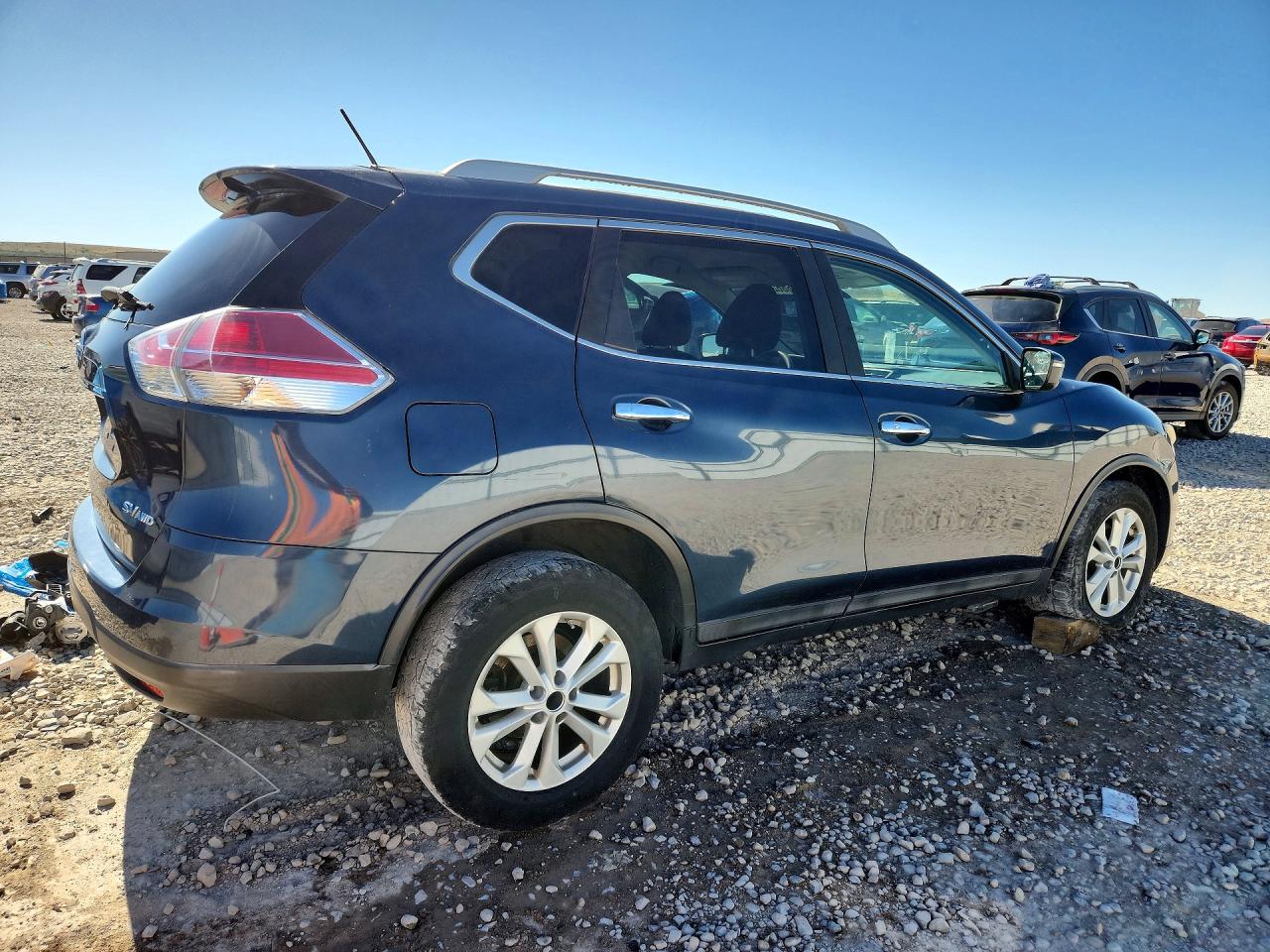 2015 Nissan Rogue Sv Blue vin: 5N1AT2MK5FC885785
