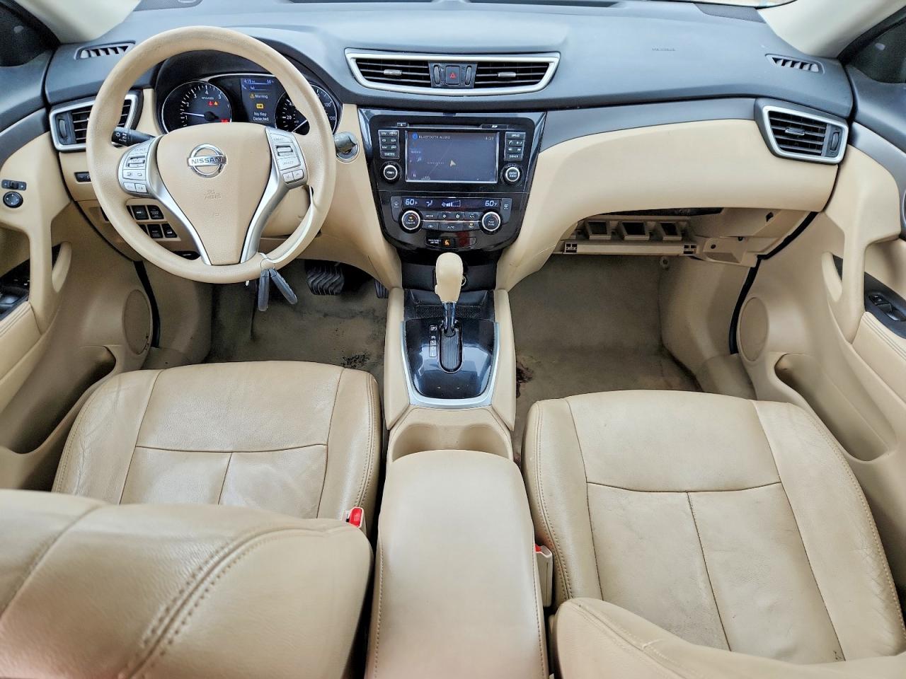 2015 Nissan Rogue Sv Белый vin: 5N1AT2MK6FC778146