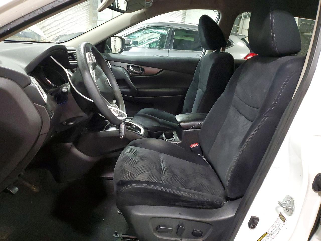 2015 Nissan Rogue Sv White vin: 5N1AT2MK6FC820380