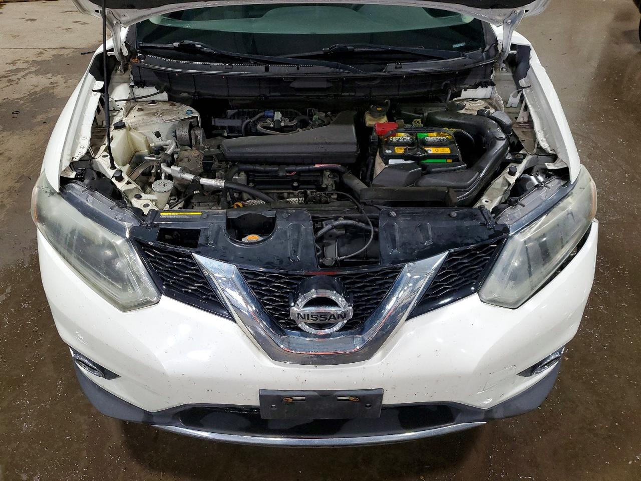 2015 Nissan Rogue Sv White vin: 5N1AT2MK6FC820380