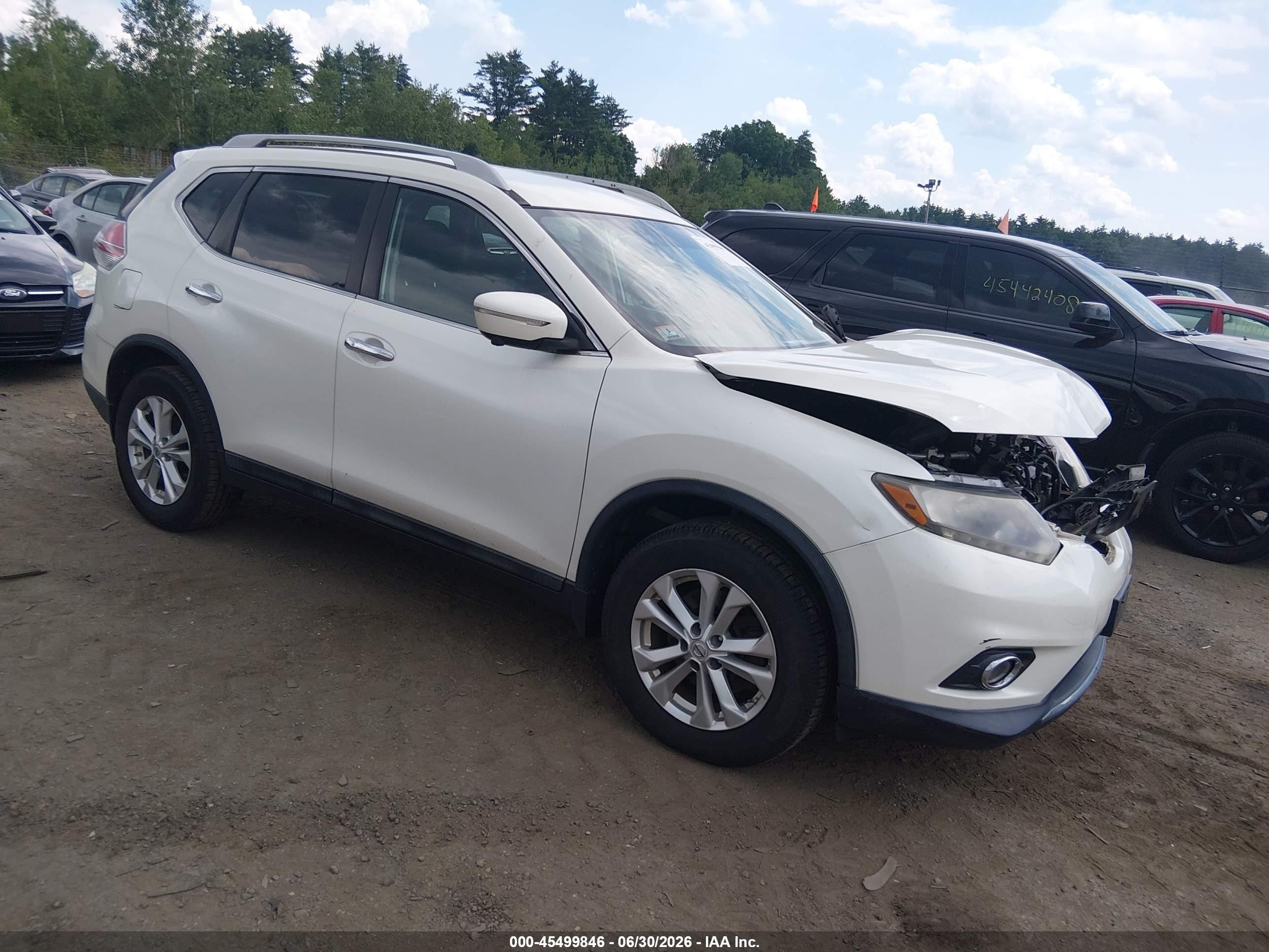 2015 Nissan Rogue Sv White vin: 5N1AT2MK6FC896357