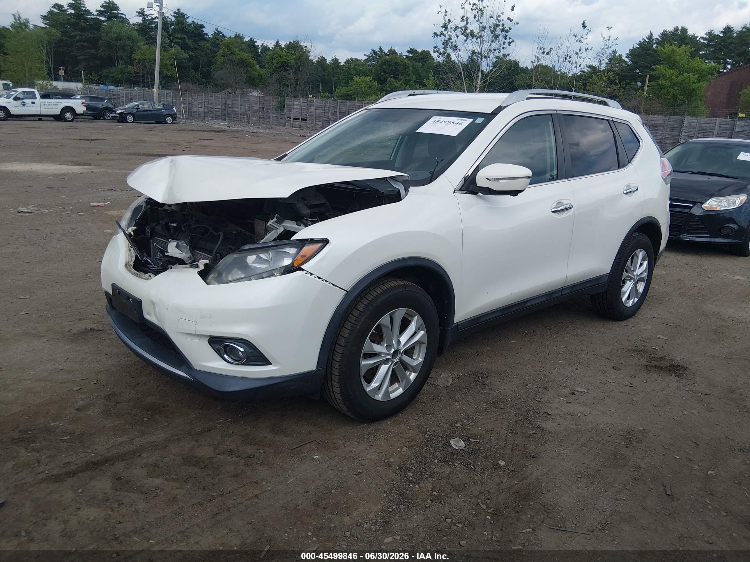 2015 Nissan Rogue Sv White vin: 5N1AT2MK6FC896357