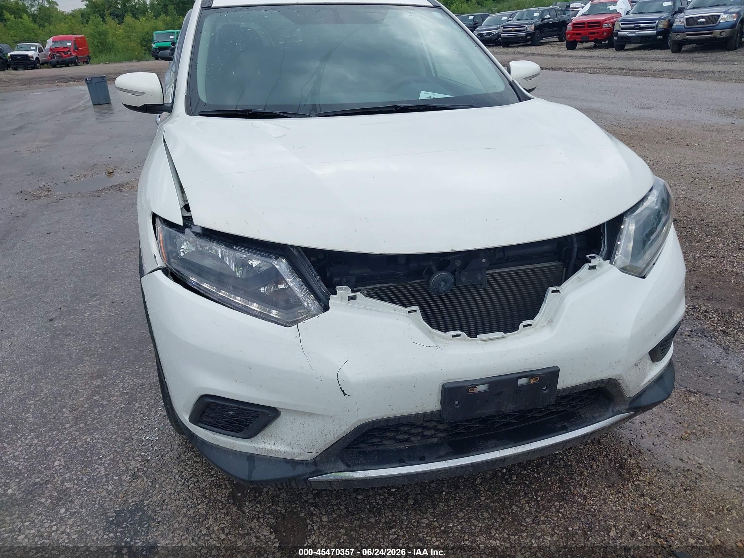 2014 Nissan Rogue Sv Белый vin: 5N1AT2MK7EC782611