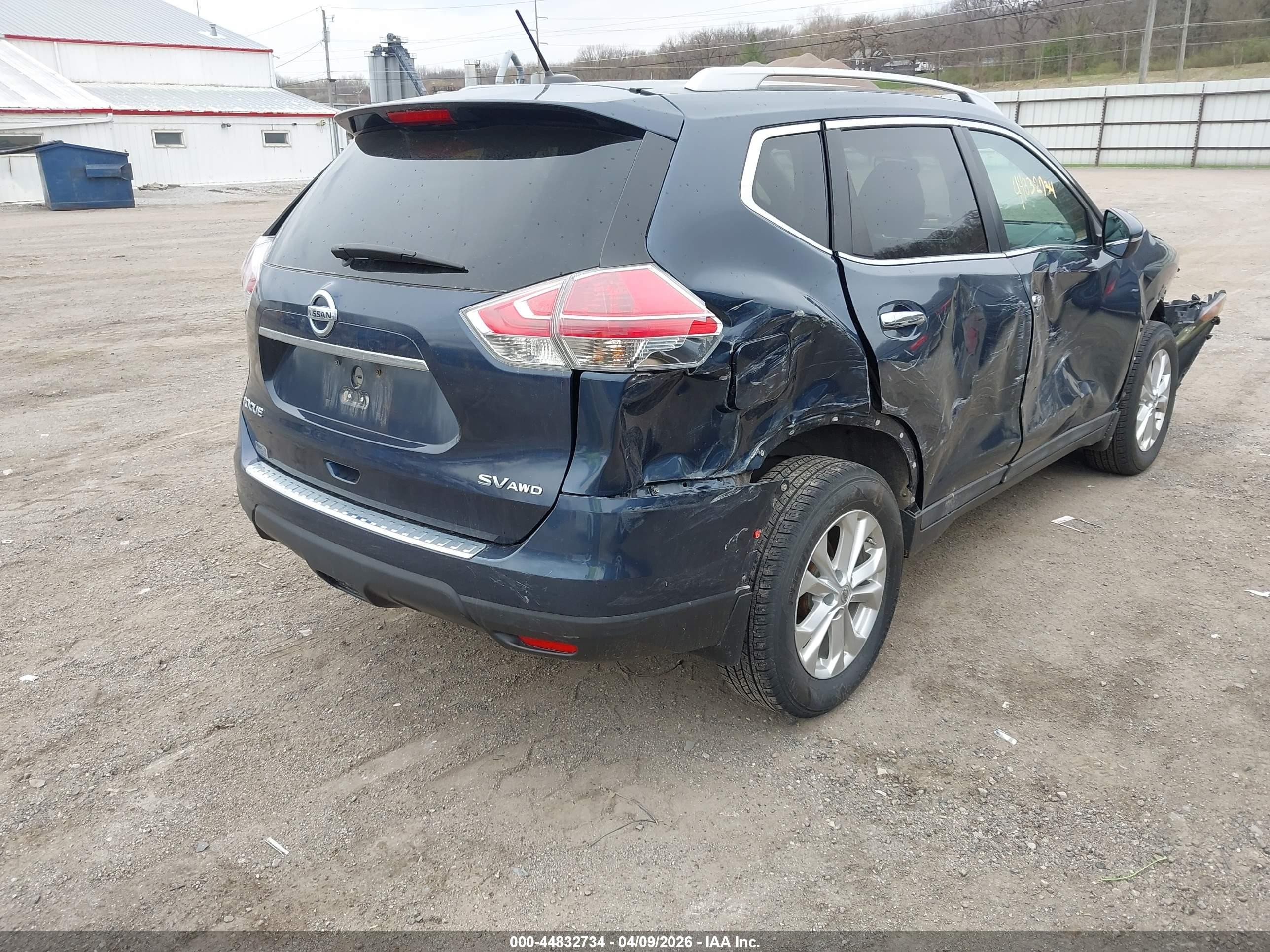 2015 Nissan Rogue Sv Light Blue vin: 5N1AT2MK7FC818816